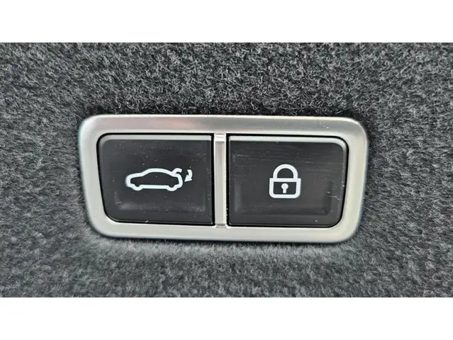 Hyundai Ioniq 6 view 25