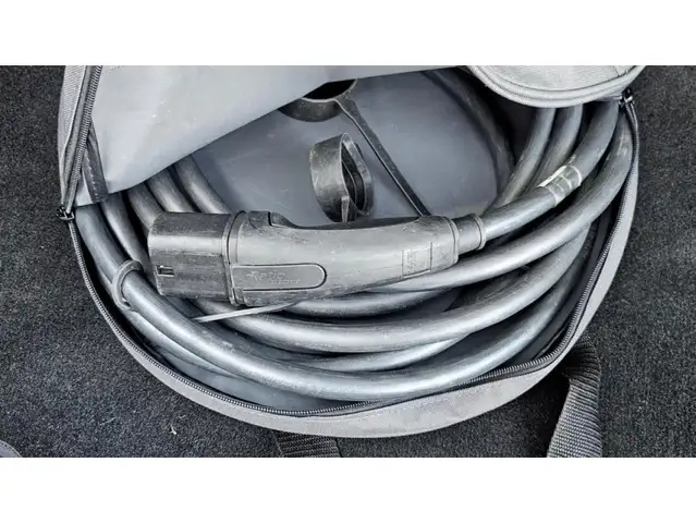 Hyundai Ioniq 6 view 27