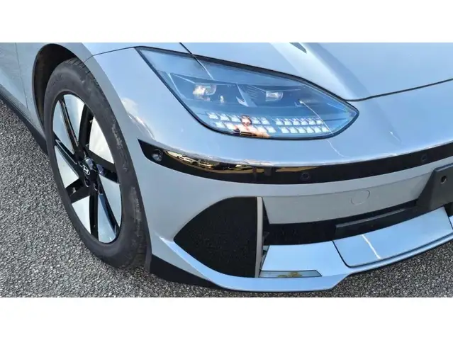 Hyundai Ioniq 6 view 22
