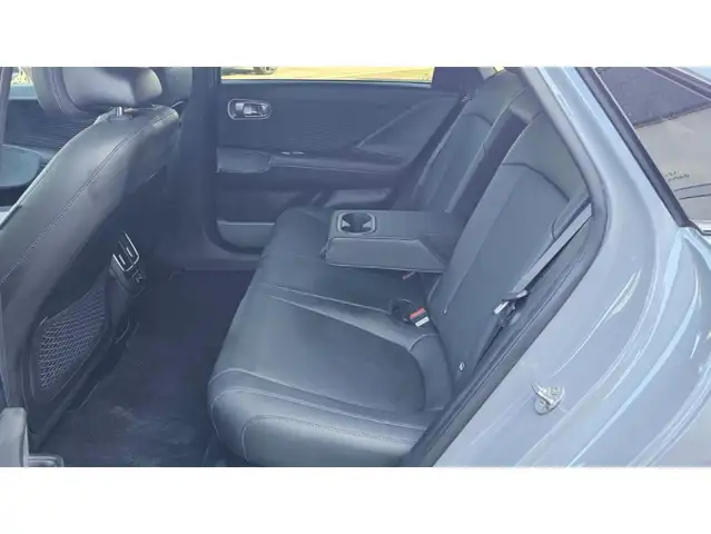 Hyundai Ioniq 6 view 26
