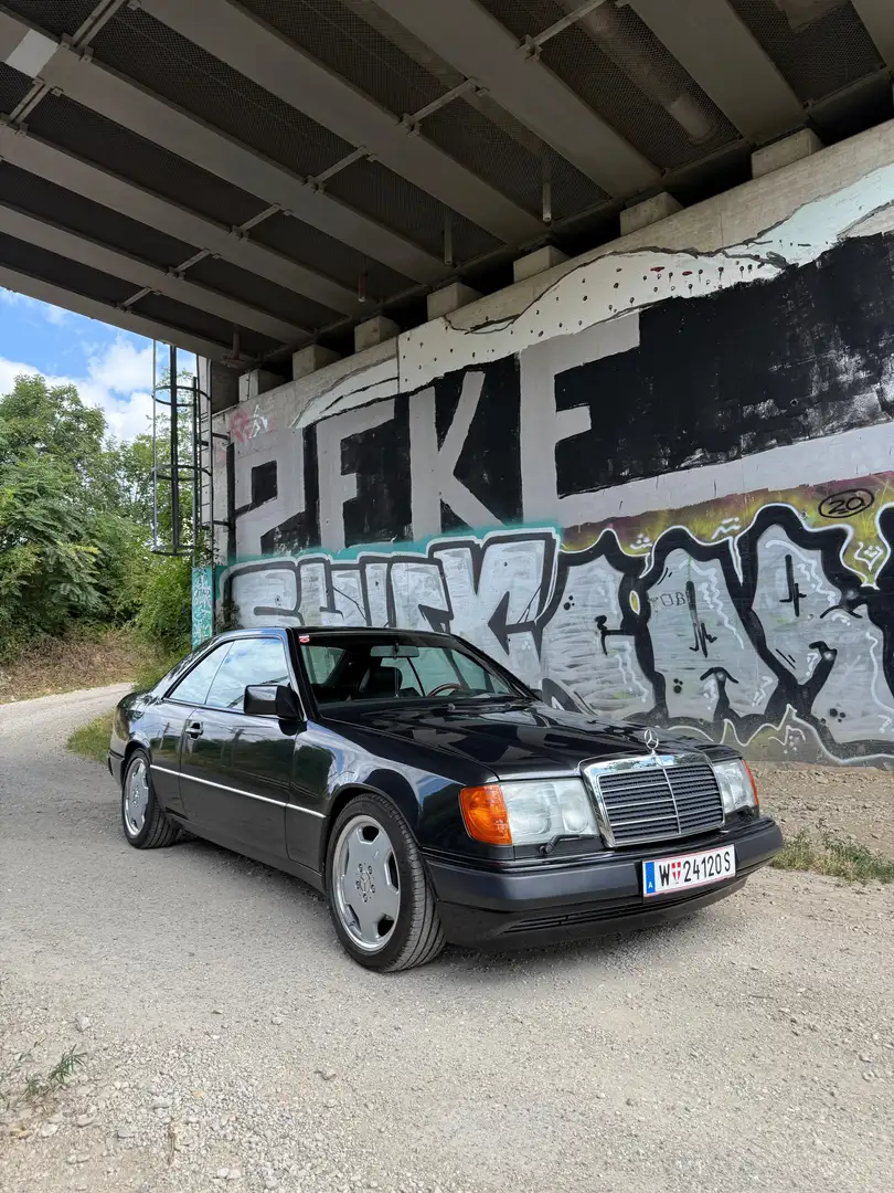 Mercedes-Benz CE 300 CE-24 Coupé Schwarz - 1