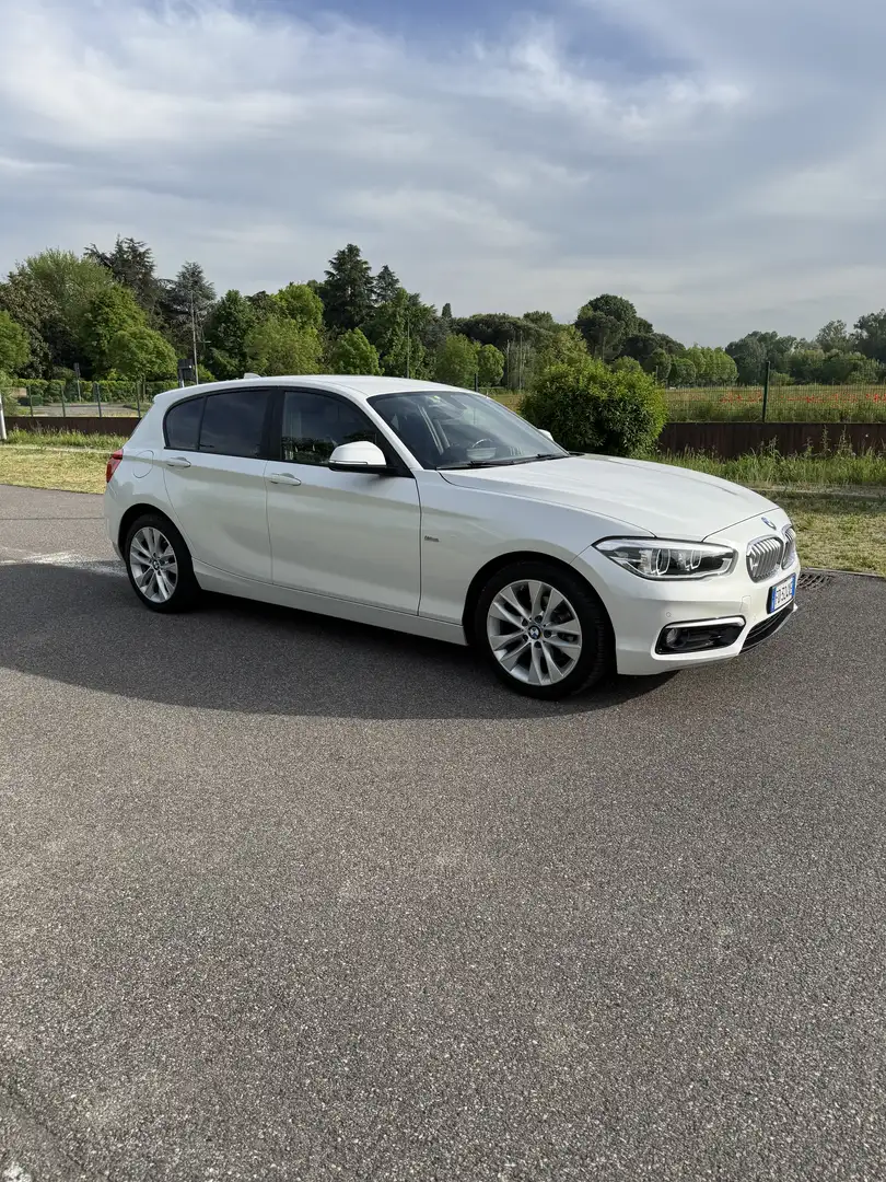 BMW 116 Serie 1 F20 116i Urban 5p *Neopatentati* Bianco - 2