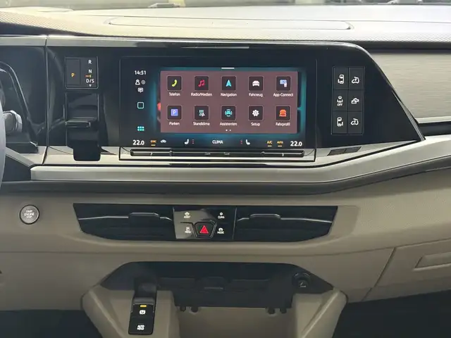 Volkswagen California view 11