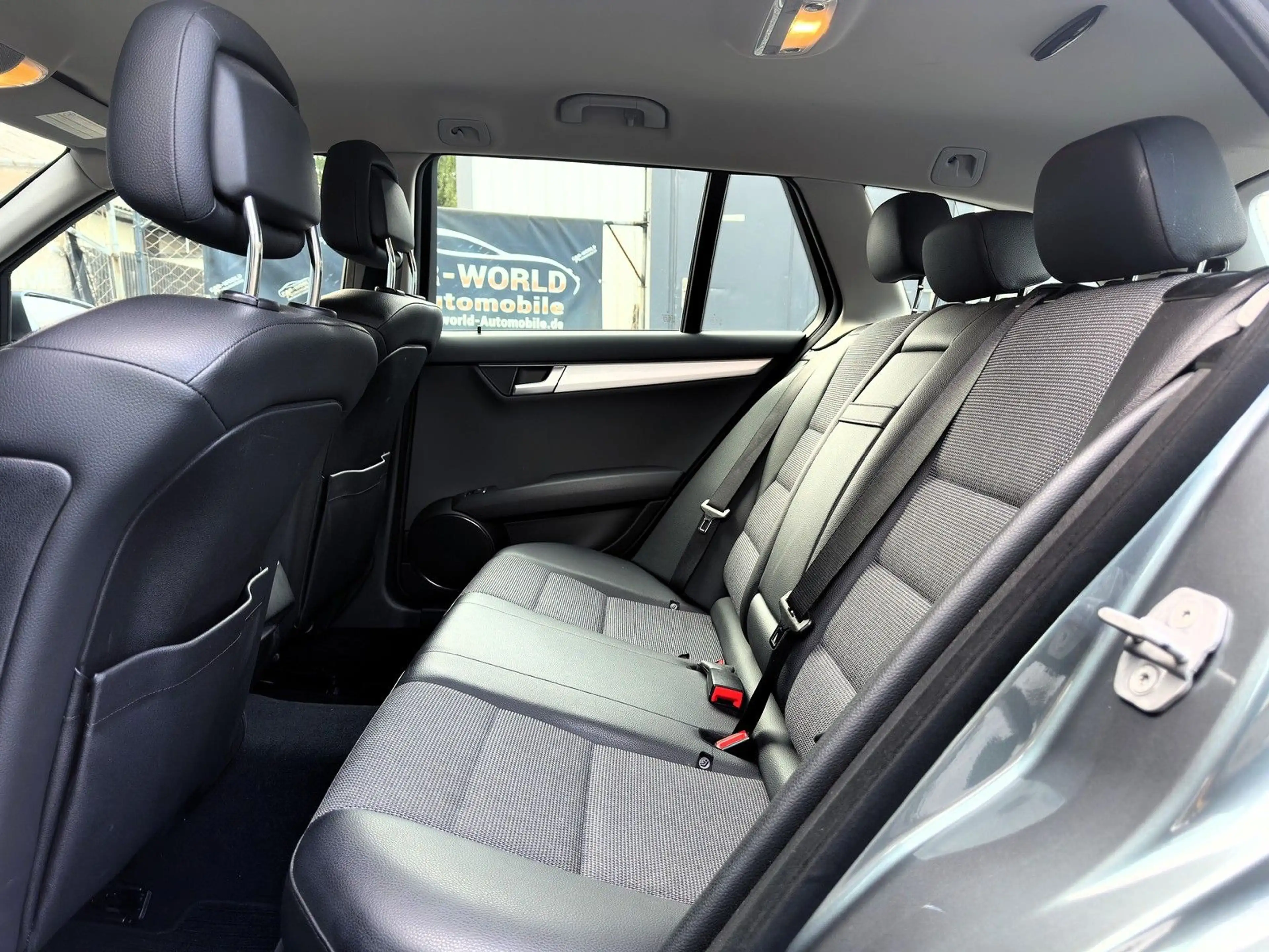 Mercedes-Benz C 180 CGI BlueEfficiency 1.HD-Scheckheft-Garanti — photo 10