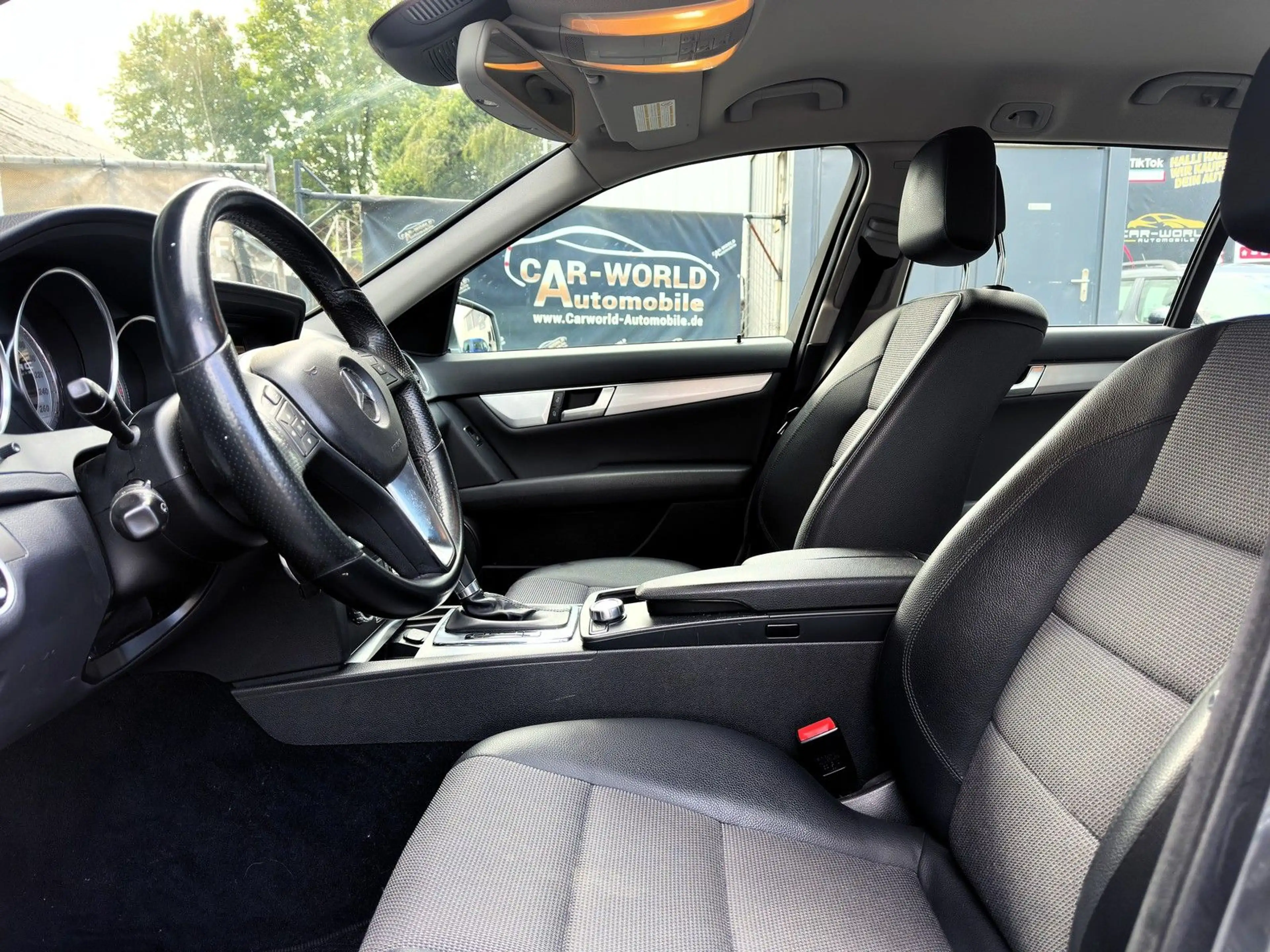 Mercedes-Benz C 180 CGI BlueEfficiency 1.HD-Scheckheft-Garanti — photo 9