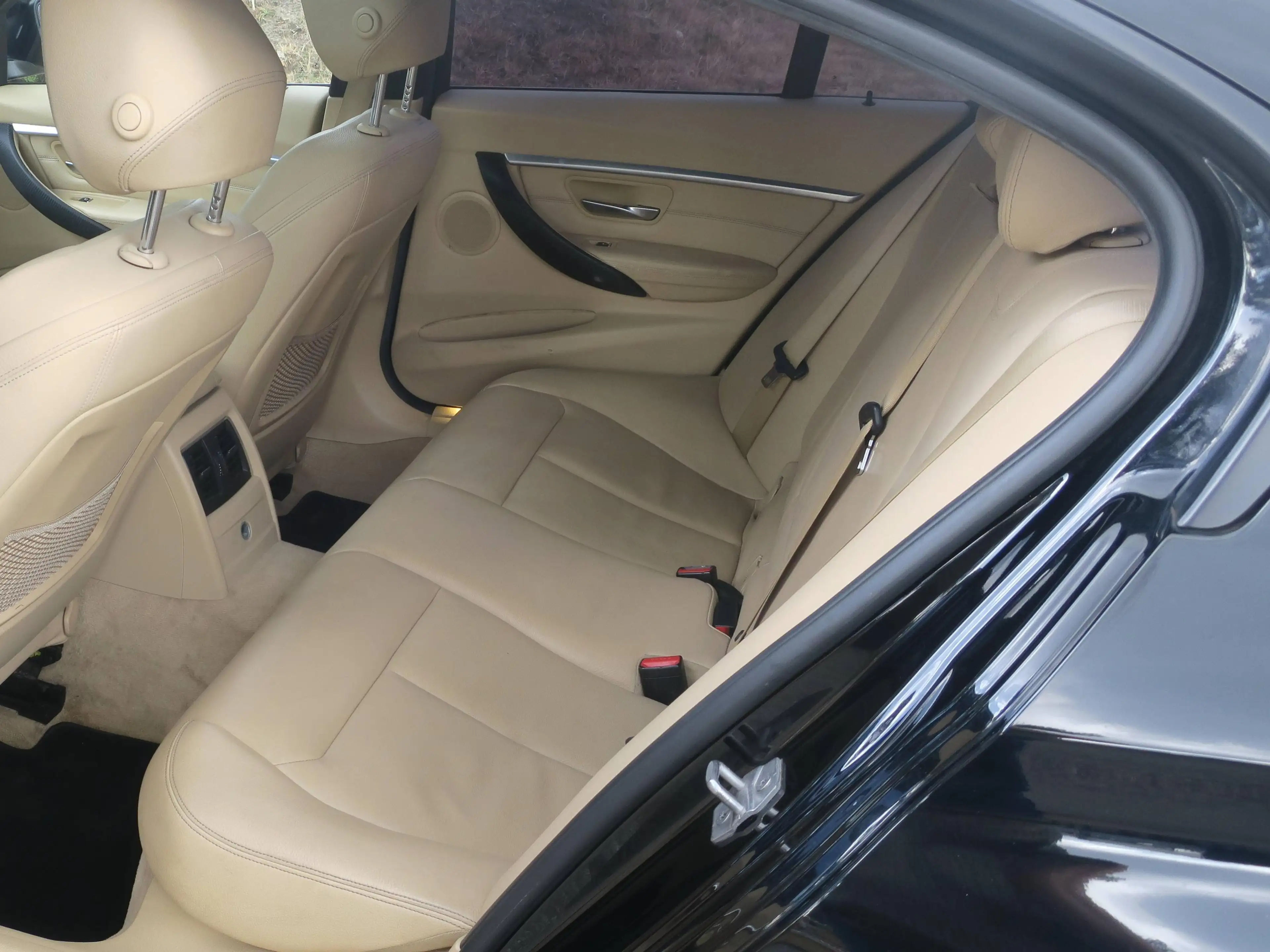 BMW 328 328iA Pack — photo 10