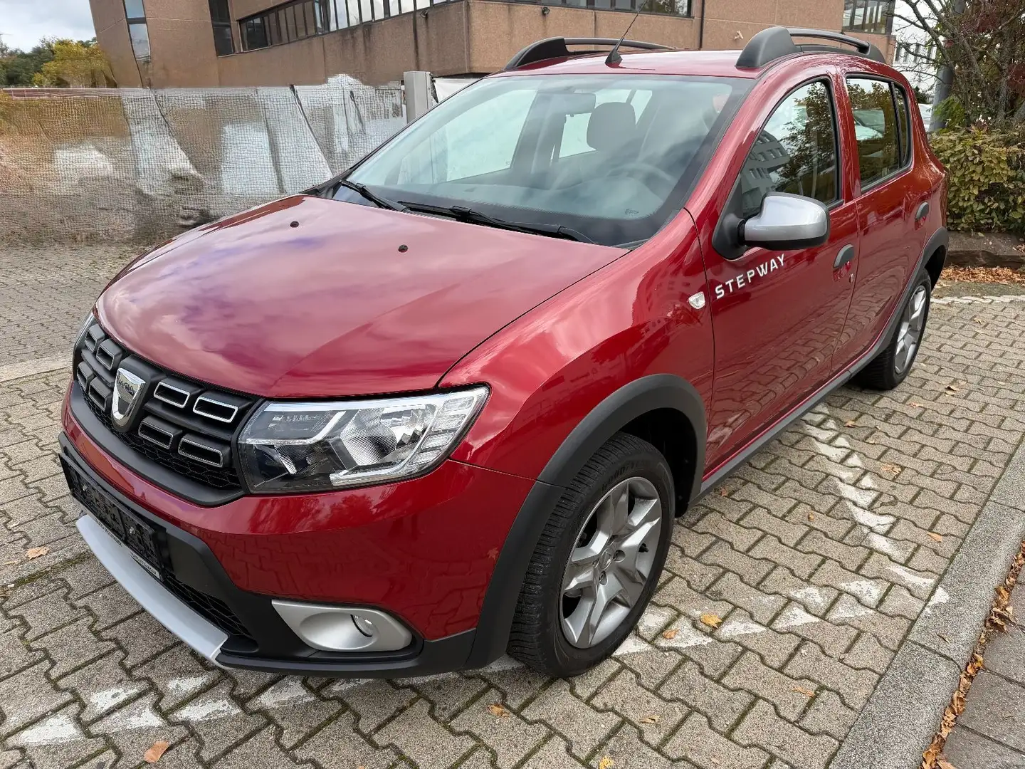 Dacia Sandero II Stepway Prestige Benzin & LPG Rot - 2