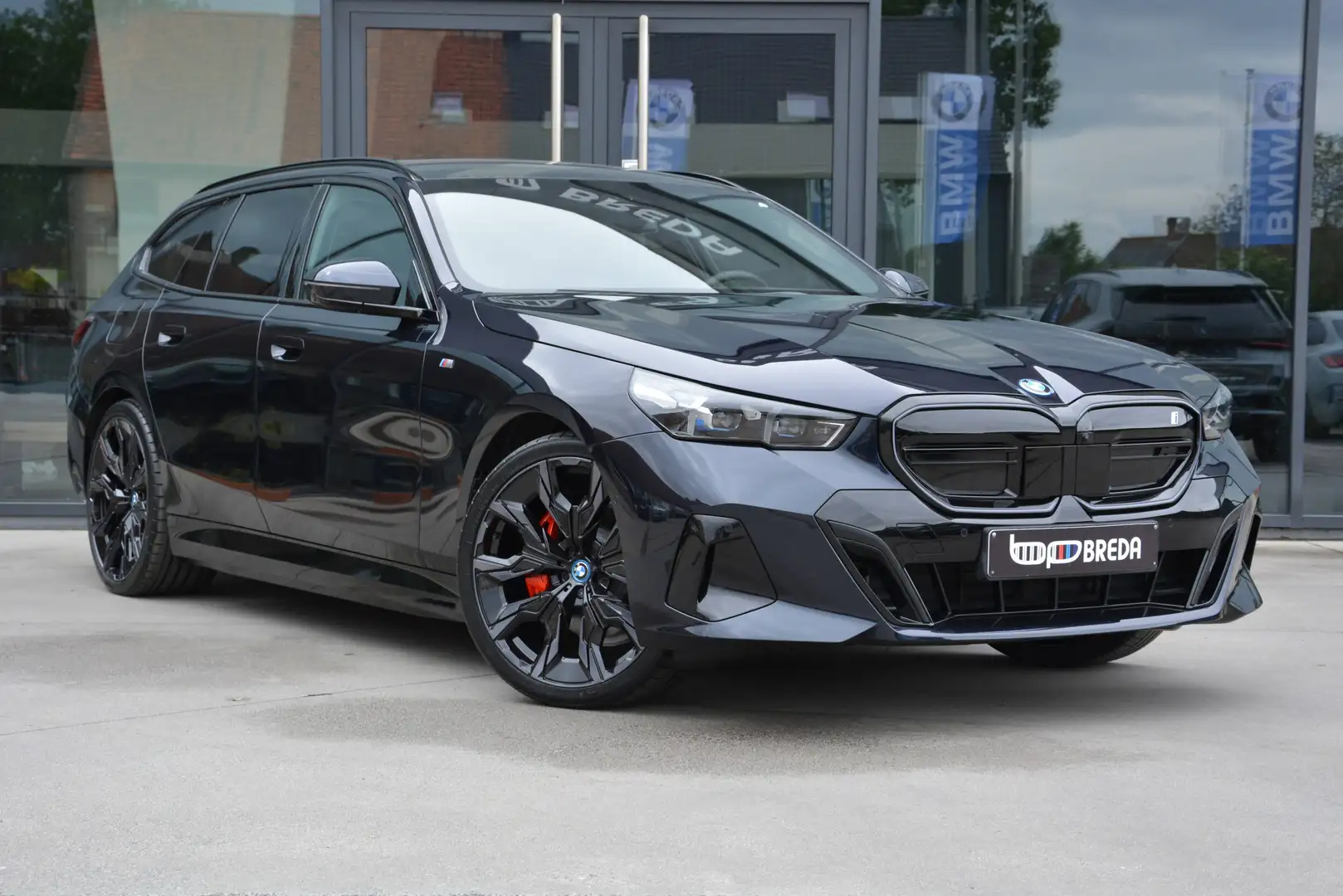bmw i5