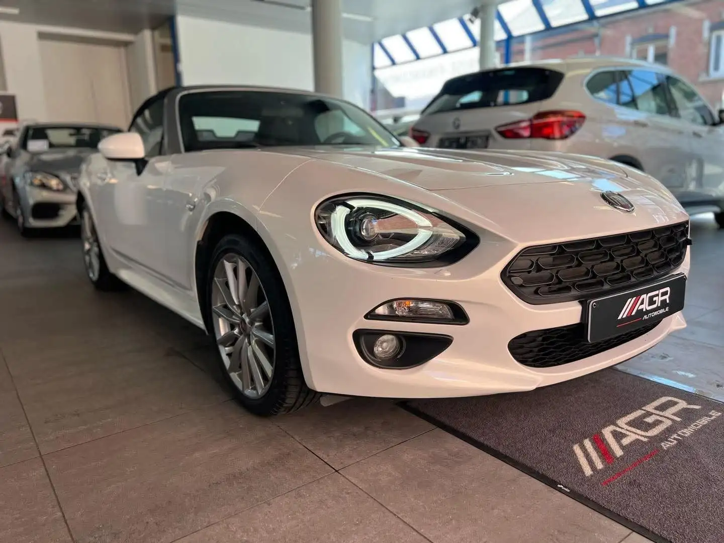 Fiat 124 Spider TOP ETAT Белый - 2
