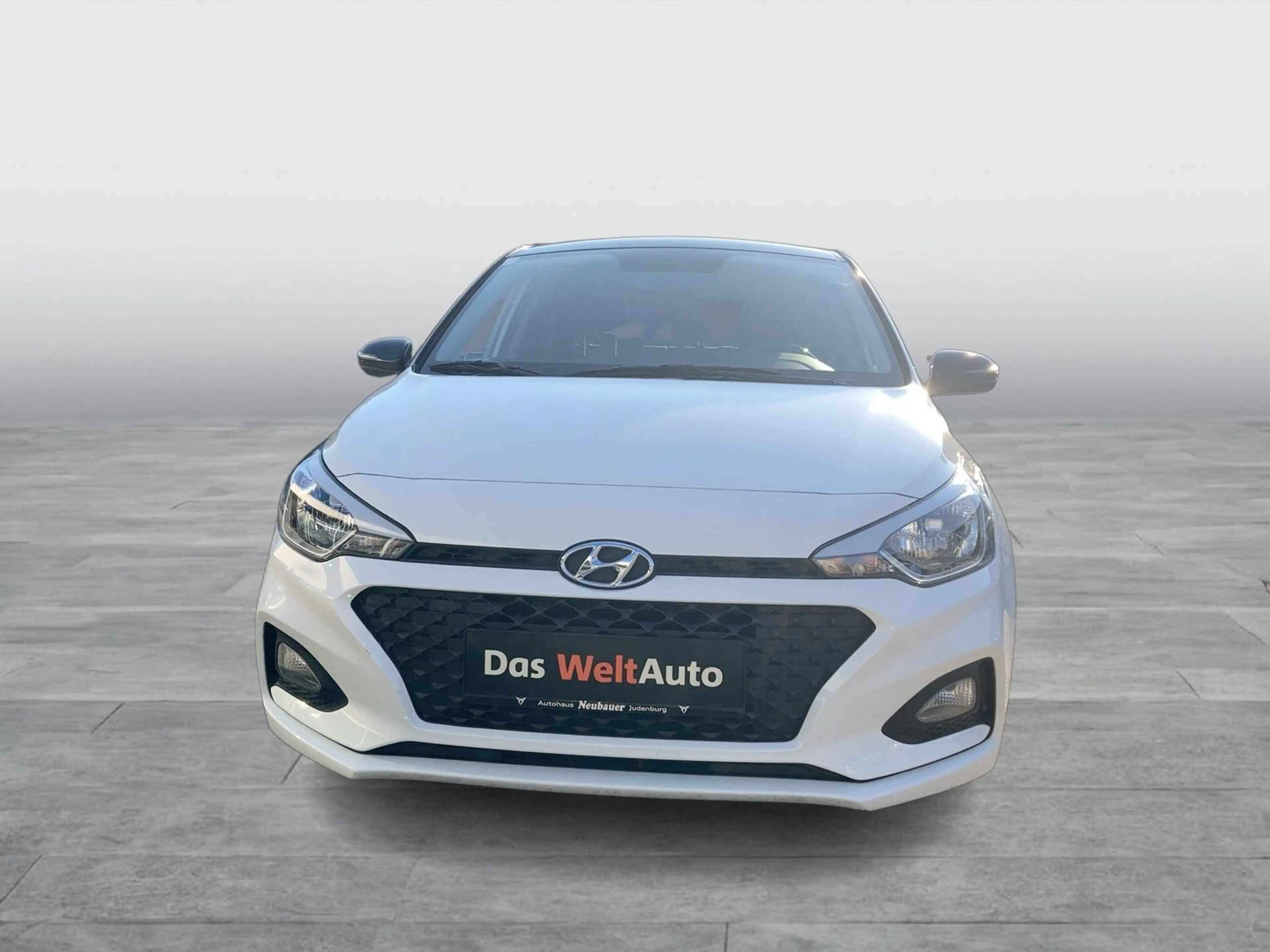 Hyundai i20 Level 2 Plus Black Roof — photo 7