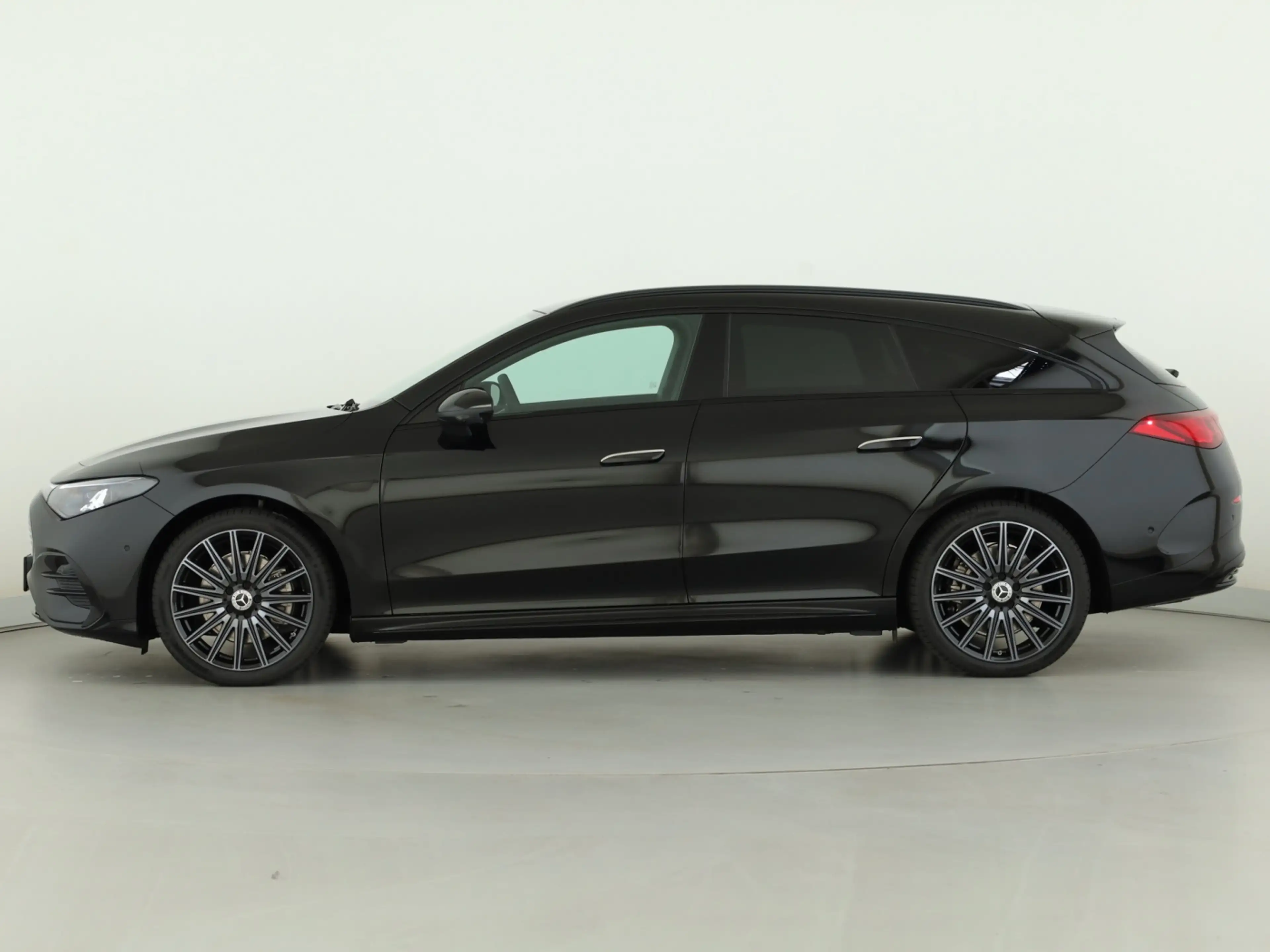 Mercedes-Benz CLA 250 + Shooting Brake mit EQ Technologie AHK — photo 7