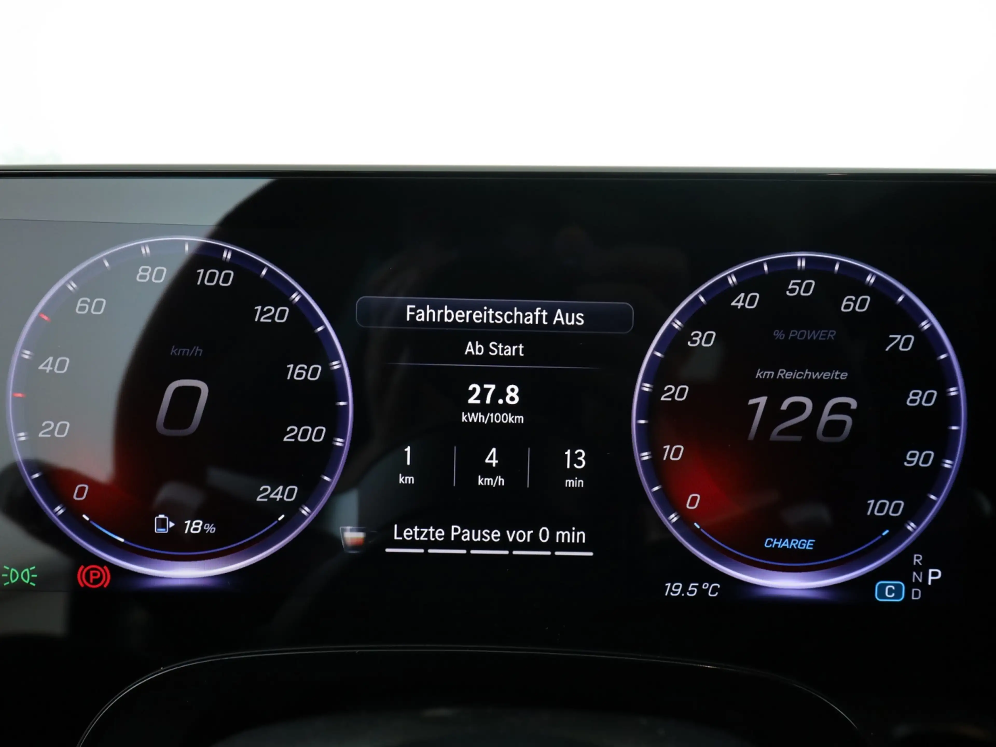 Mercedes-Benz CLA 250 + Shooting Brake mit EQ Technologie AHK — photo 12