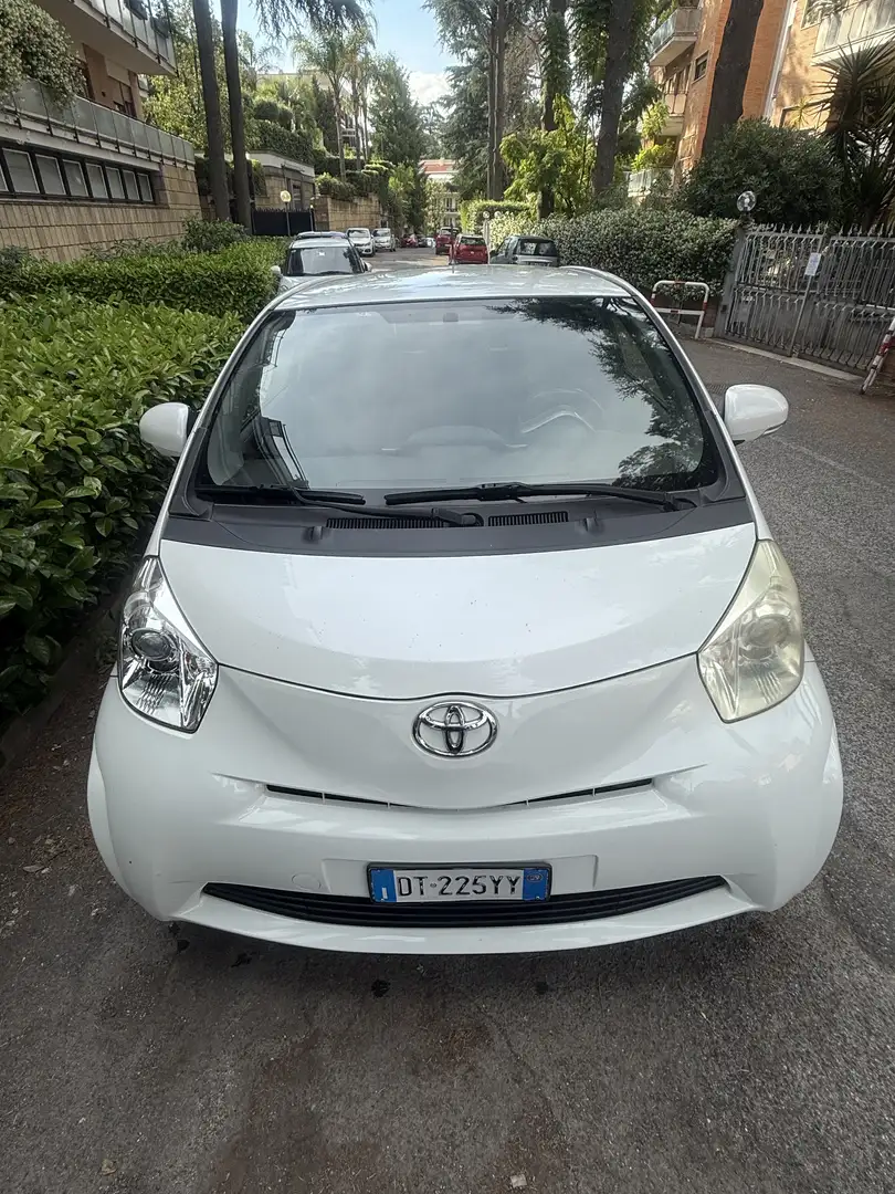 Toyota iQ 1.0 cvt (multidrive) - 2