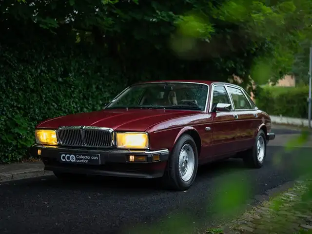Jaguar XJ40 Sovereign