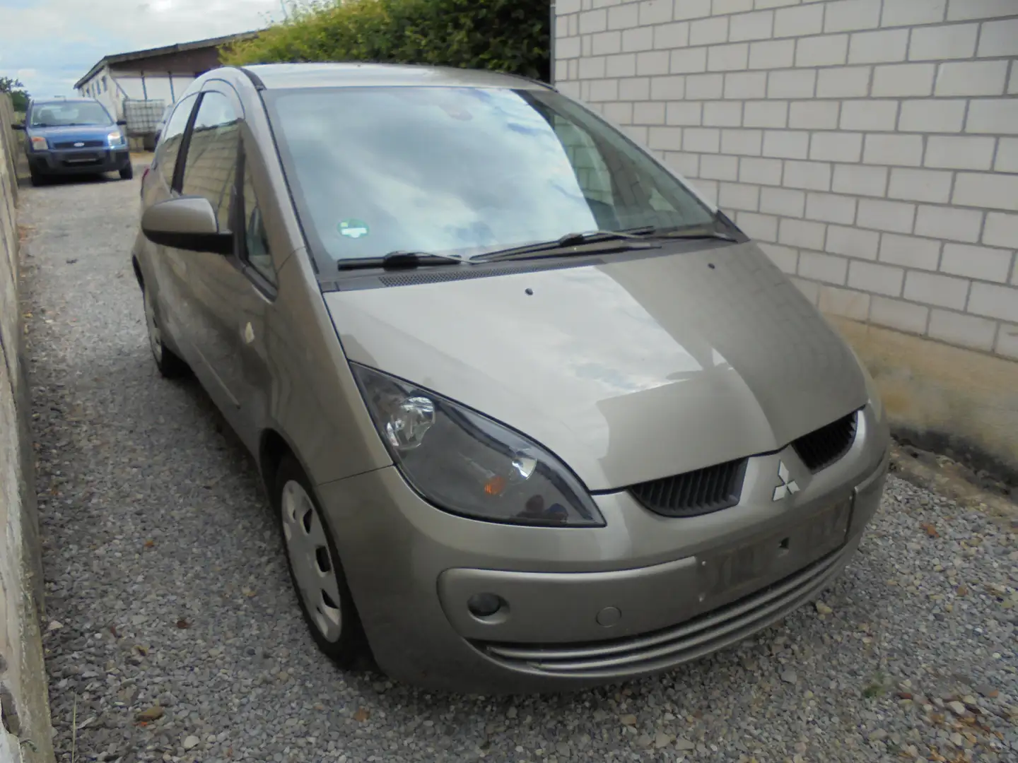 Mitsubishi Colt CZ3 1.3 Invite Grau - 2