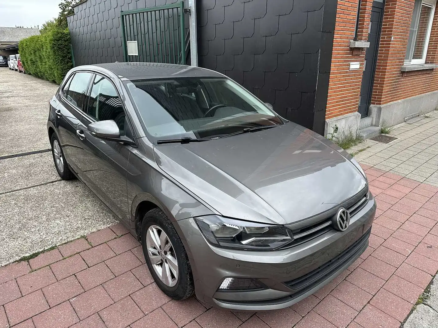 Volkswagen Polo 1.0 I MET 49DKM HANDELAARS & EXPORT Gris - 2