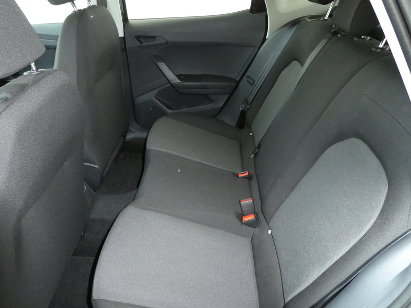 SEAT Arona Reference Edition 1.0 TSI — photo 13