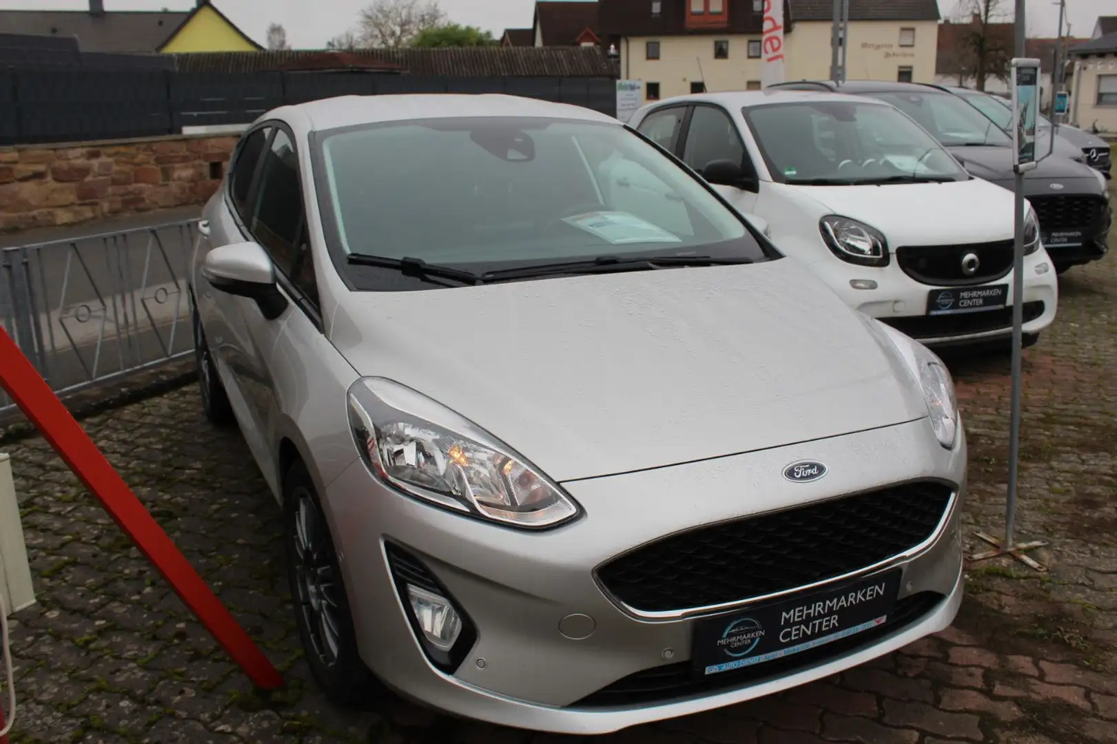 Ford Fiesta Cool & Connect Silber - 2