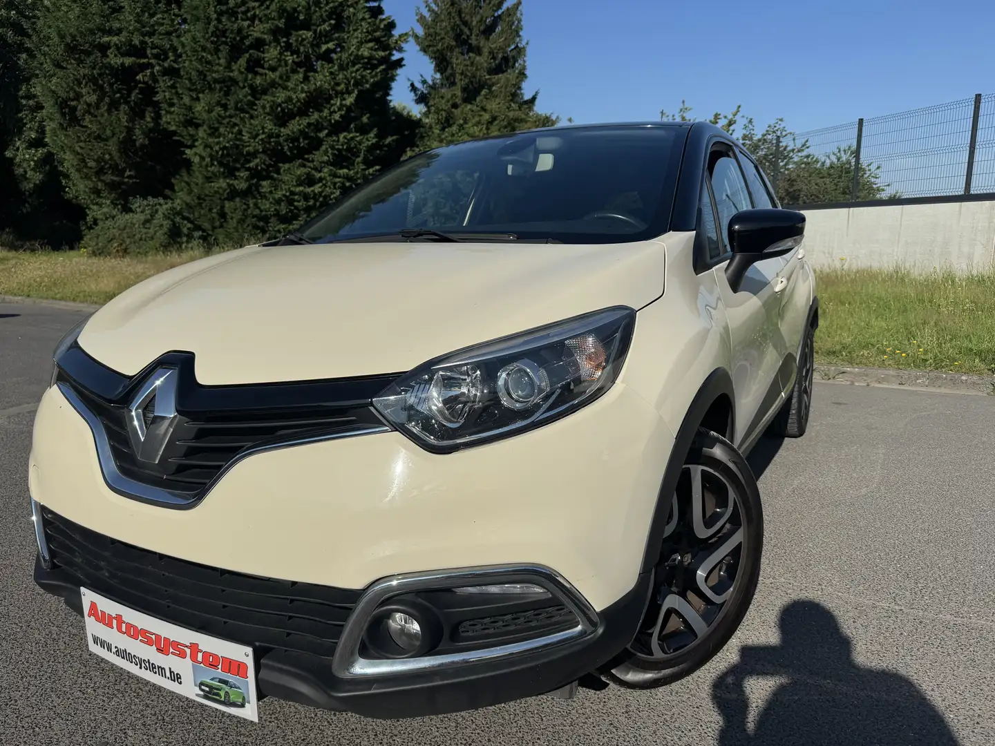Renault Captur 1.5 dCi Energy Intens*Euro6b*Garantie 1an*Carpass* Beige - 1