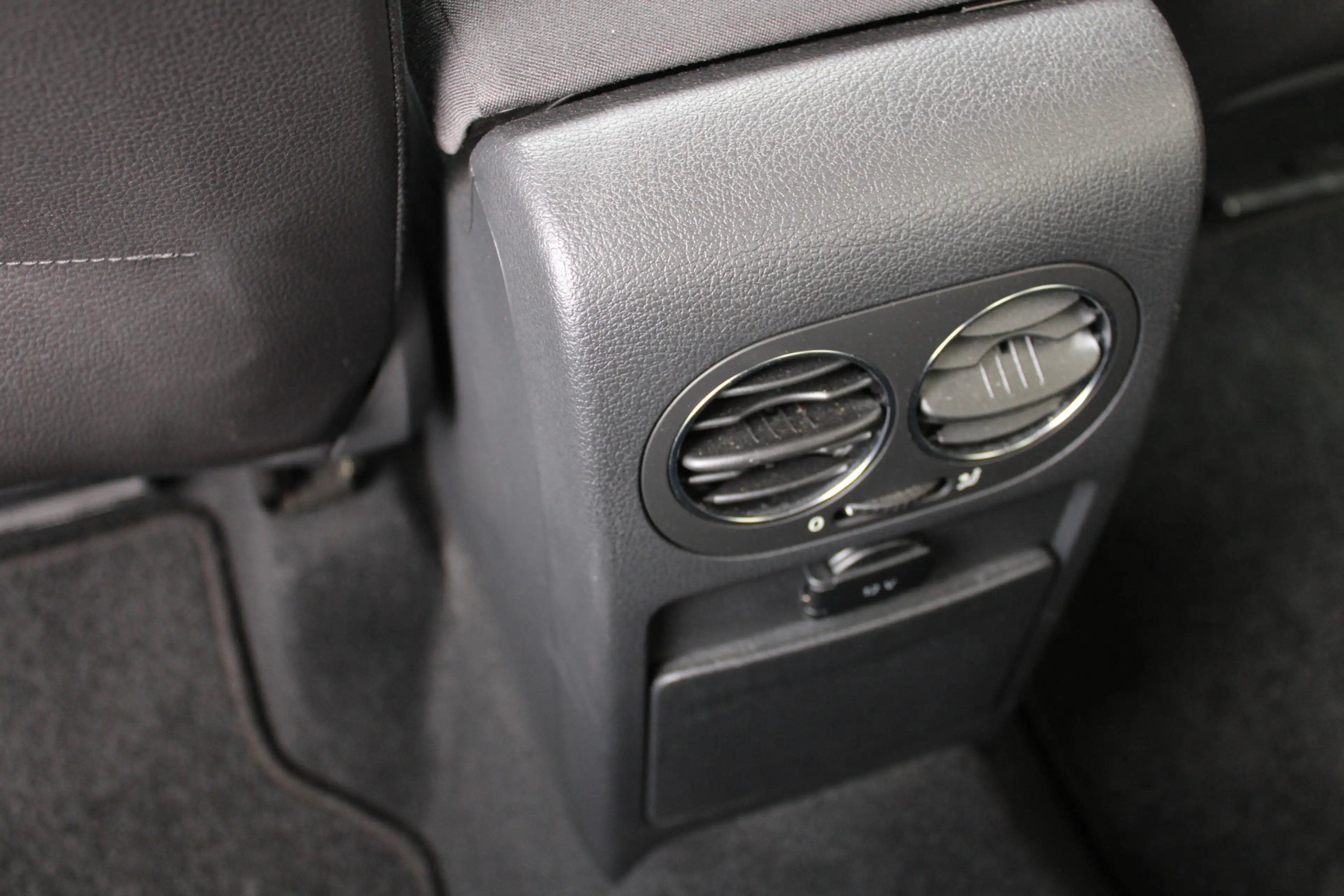 Volkswagen Golf Plus 1.6 Trendline 1e eigenaar weinig km — photo 13