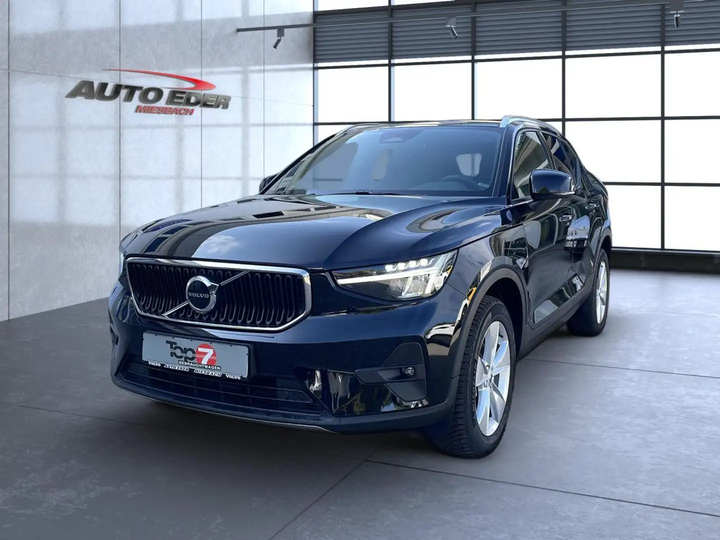 Volvo XC40 XC 40 Core 2WD Bluetooth Navi LED Klima Zwart - 2