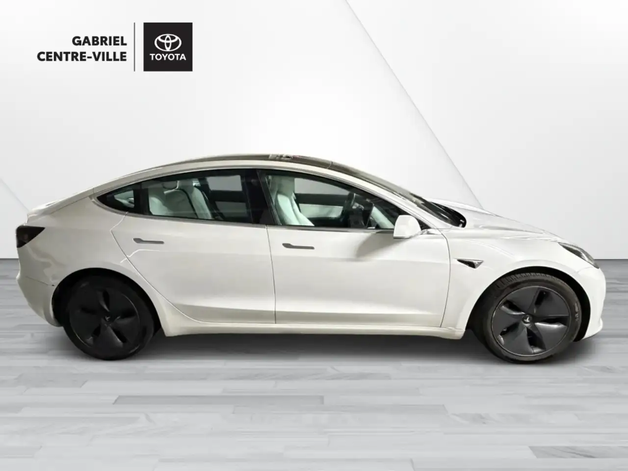 Tesla Model 3 fotografie Tesla Model 3
