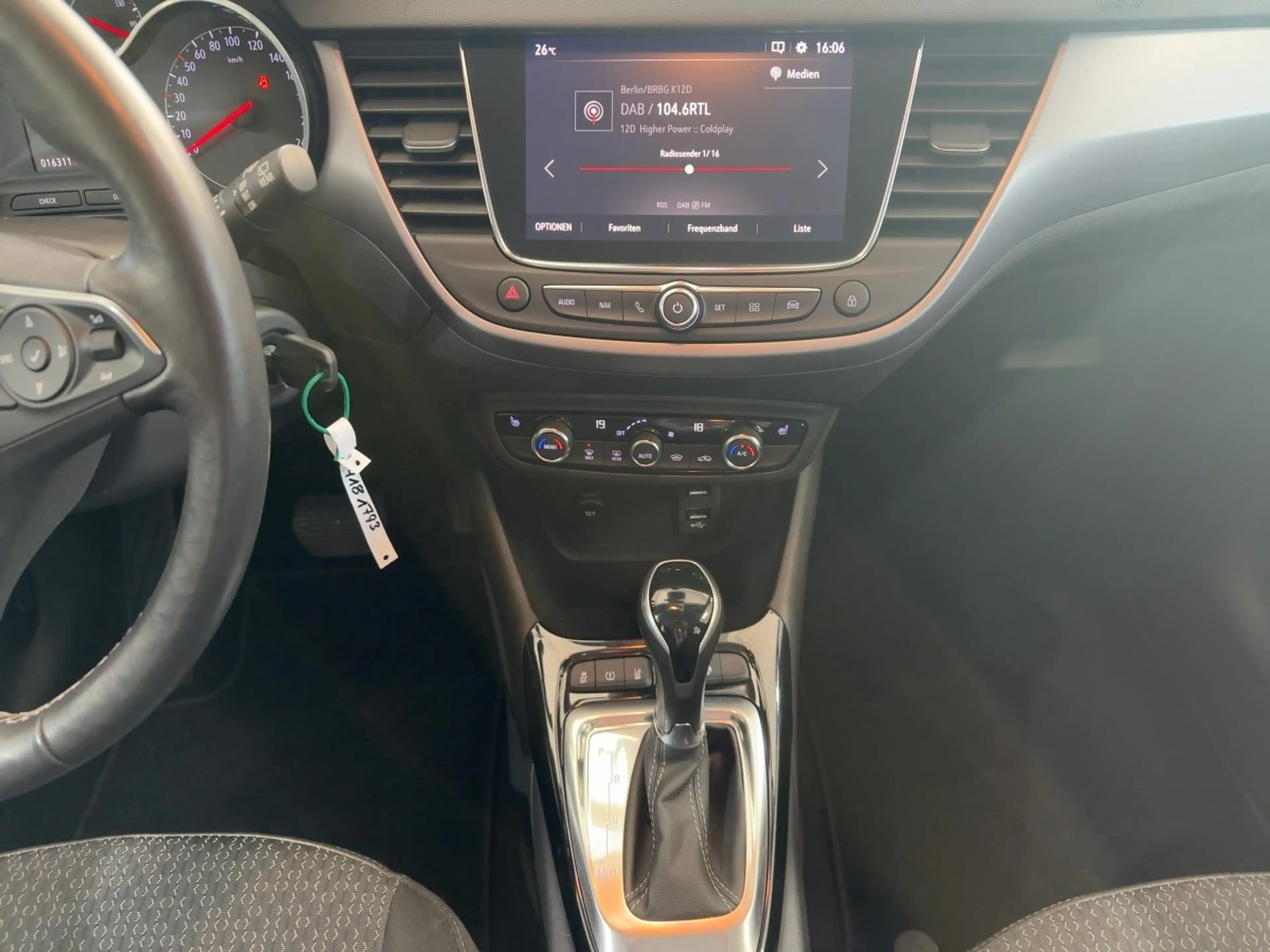 Opel Crossland 1.2 Direct Injection Turbo SHZ*AC — photo 13