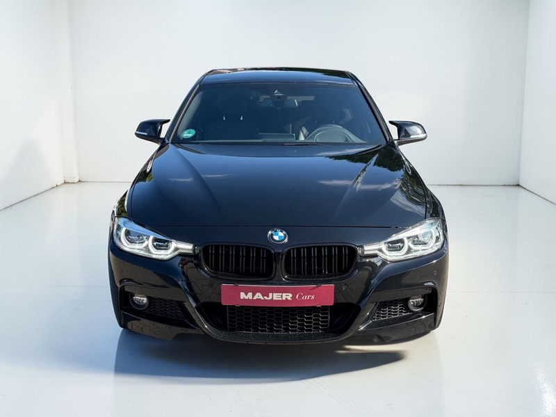 BMW 330 i M-PAKET*H&K*LEDER*HUD*LED*TEMPO*KAMERA*STFW — photo 3