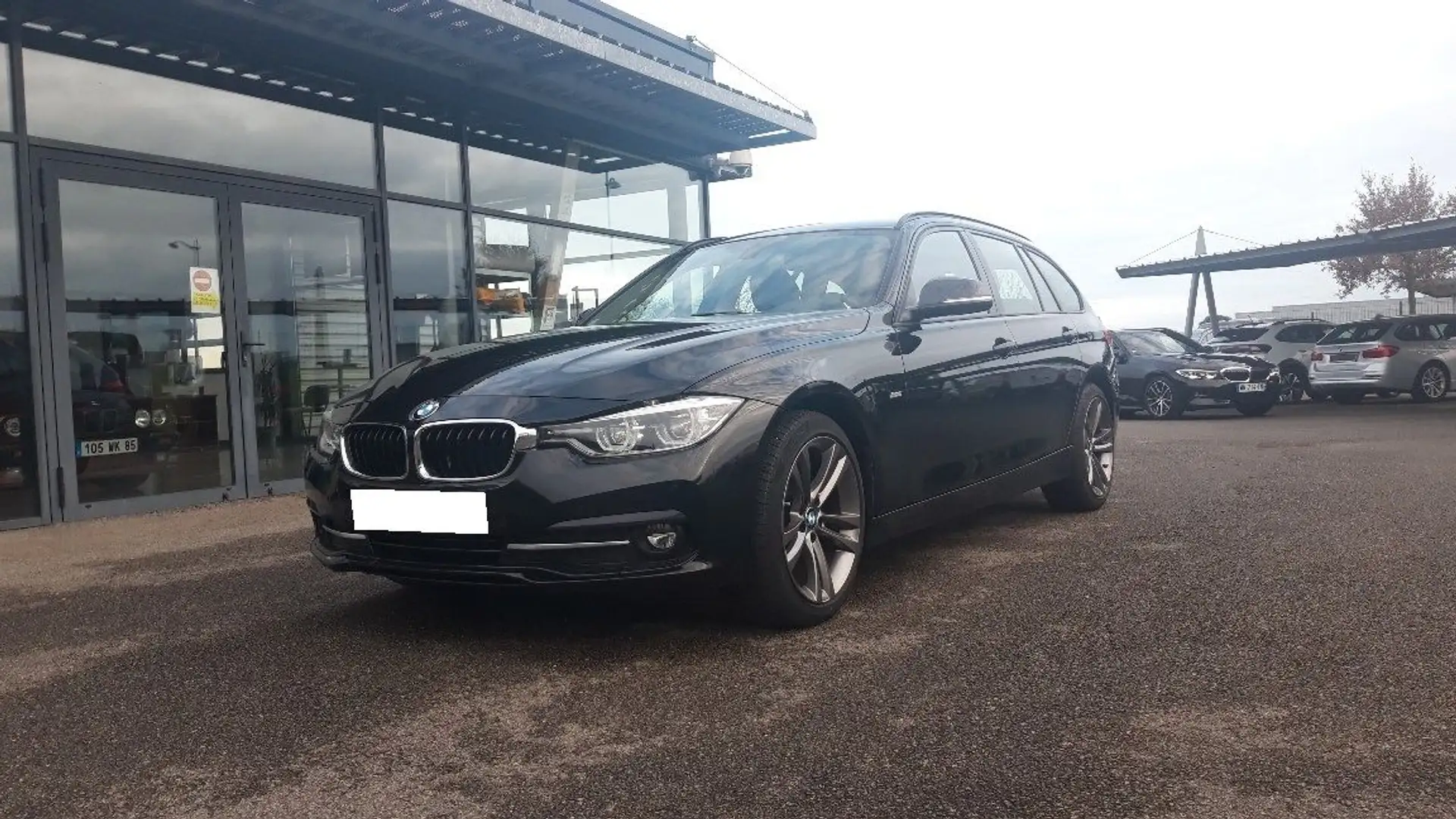BMW 320 (F31) 320D 190CH SPORT Noir - 1