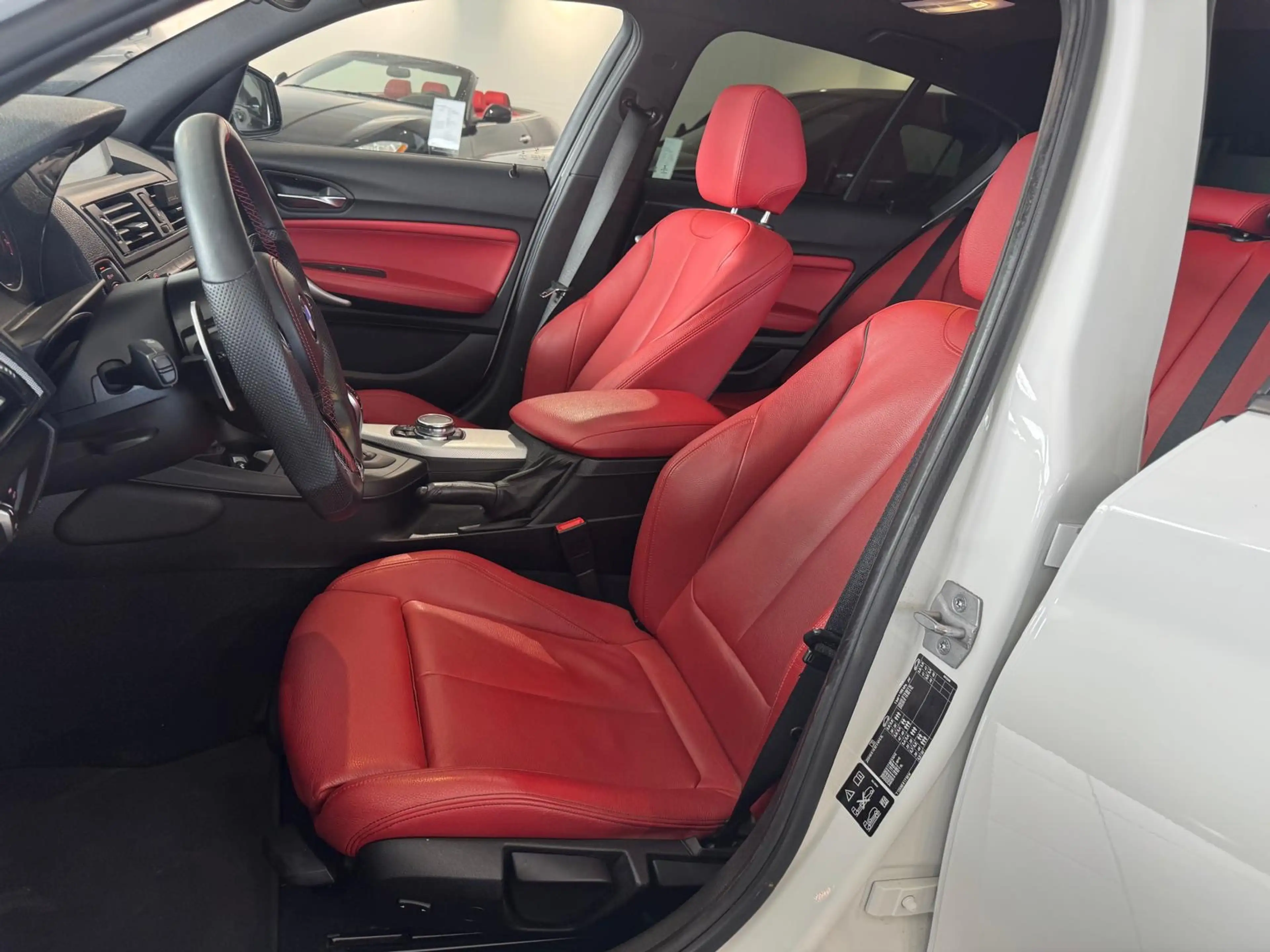 BMW 135 M135iXAS*BOITE AUTO*X-DRIVE*TOIT OUVRANT*LED*GPS*CUIR*RADAR*EURO6b — photo 10