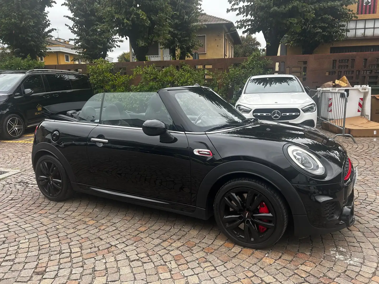 MINI John Cooper Works Cabrio Mini Cabrio 2.0 Hype auto Schwarz - 2