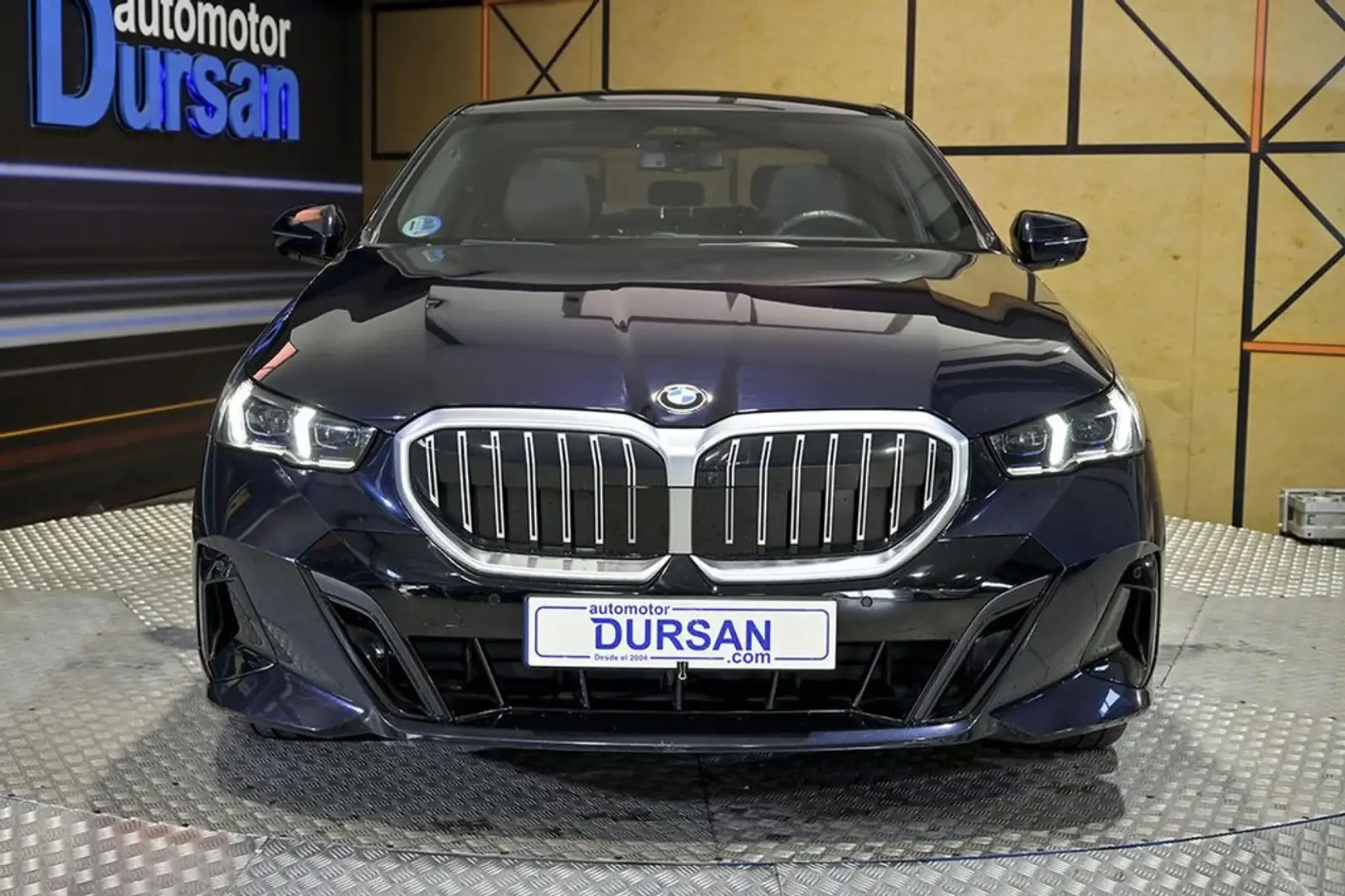 BMW 520 520d Schwarz - 2