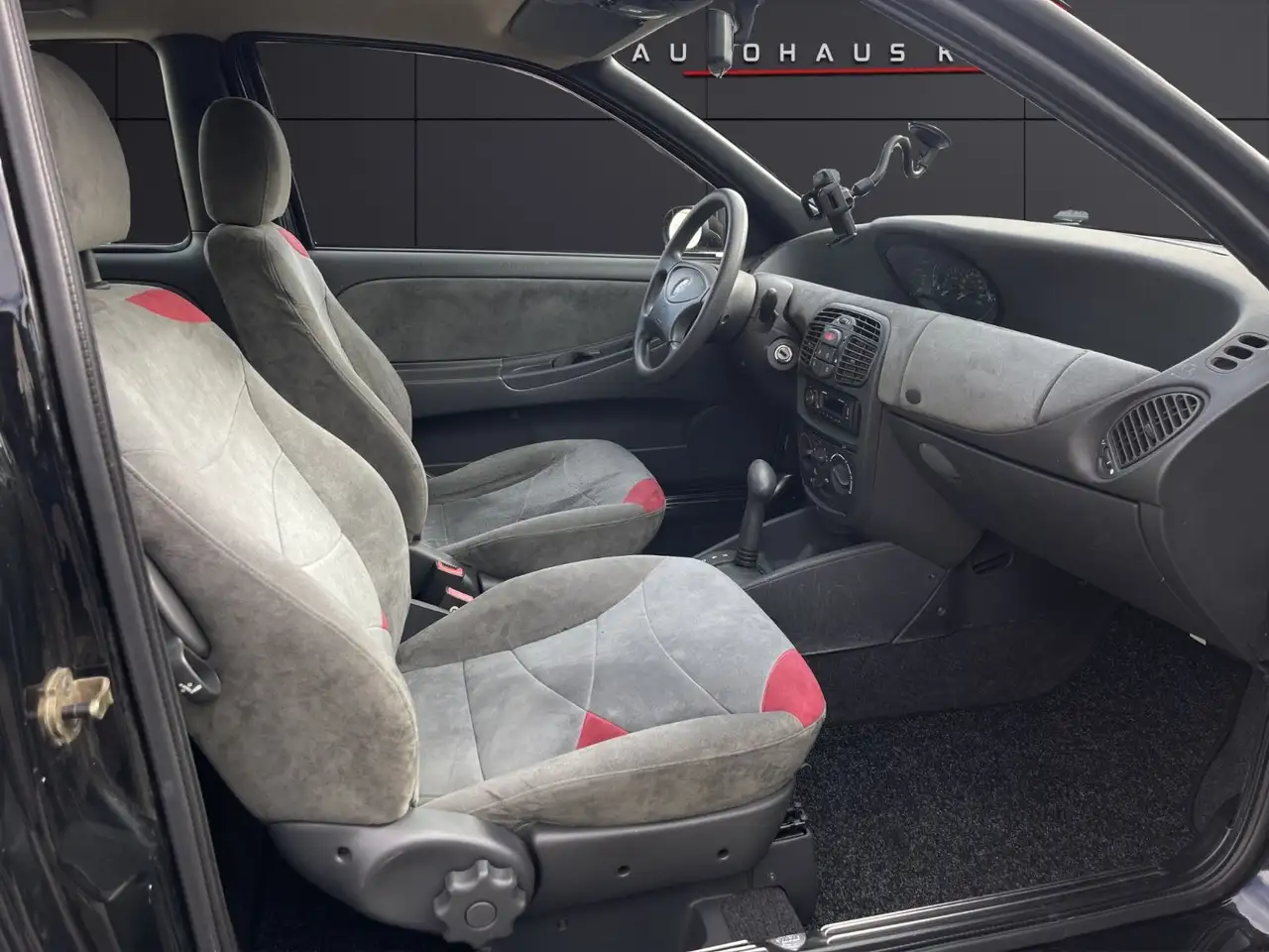 Lancia Ypsilon 1.2 LS*AUTOM.*TÜV*RADIO*60.000km*ALCANTA, foto 11