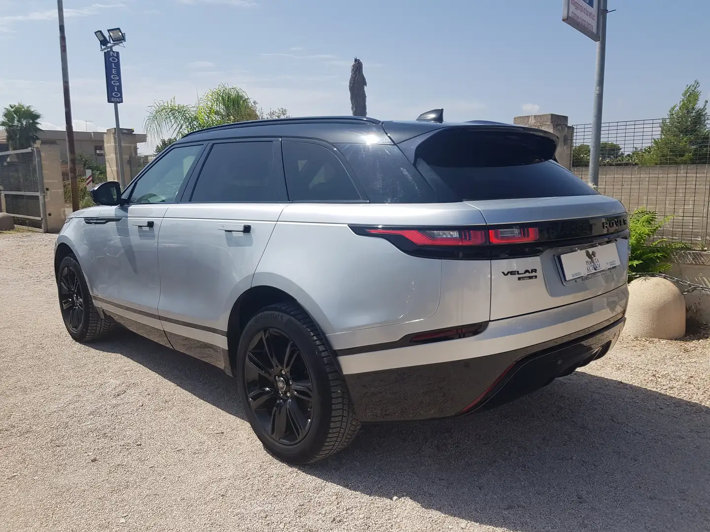 Land Rover Range Rover Velar 2.0d 180cv R-Dynamic Tetto Pelle Navy Led Rcam C20 Argento - 1