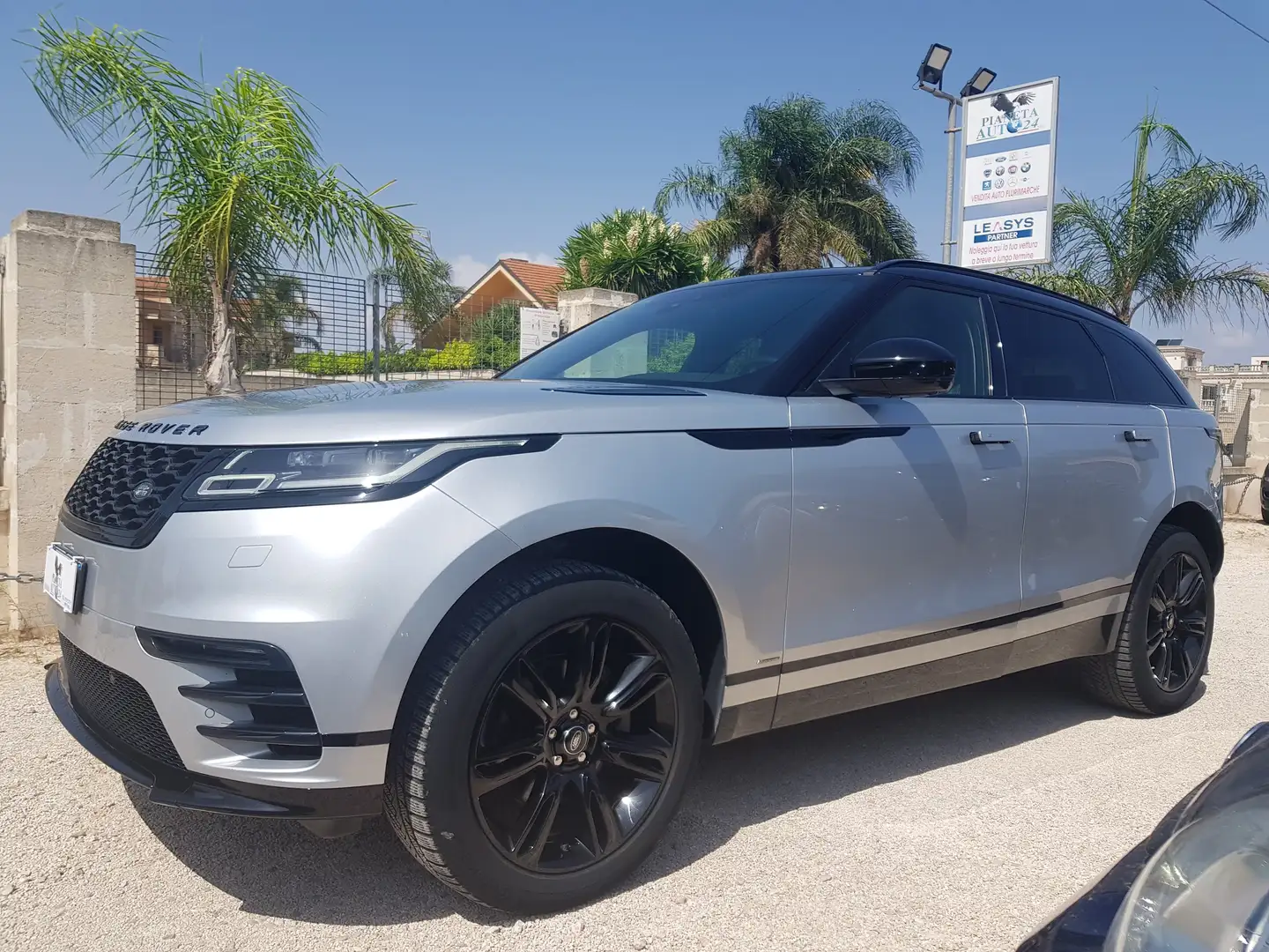 Land Rover Range Rover Velar 2.0d 180cv R-Dynamic Tetto Pelle Navy Led Rcam C20 Argento - 2
