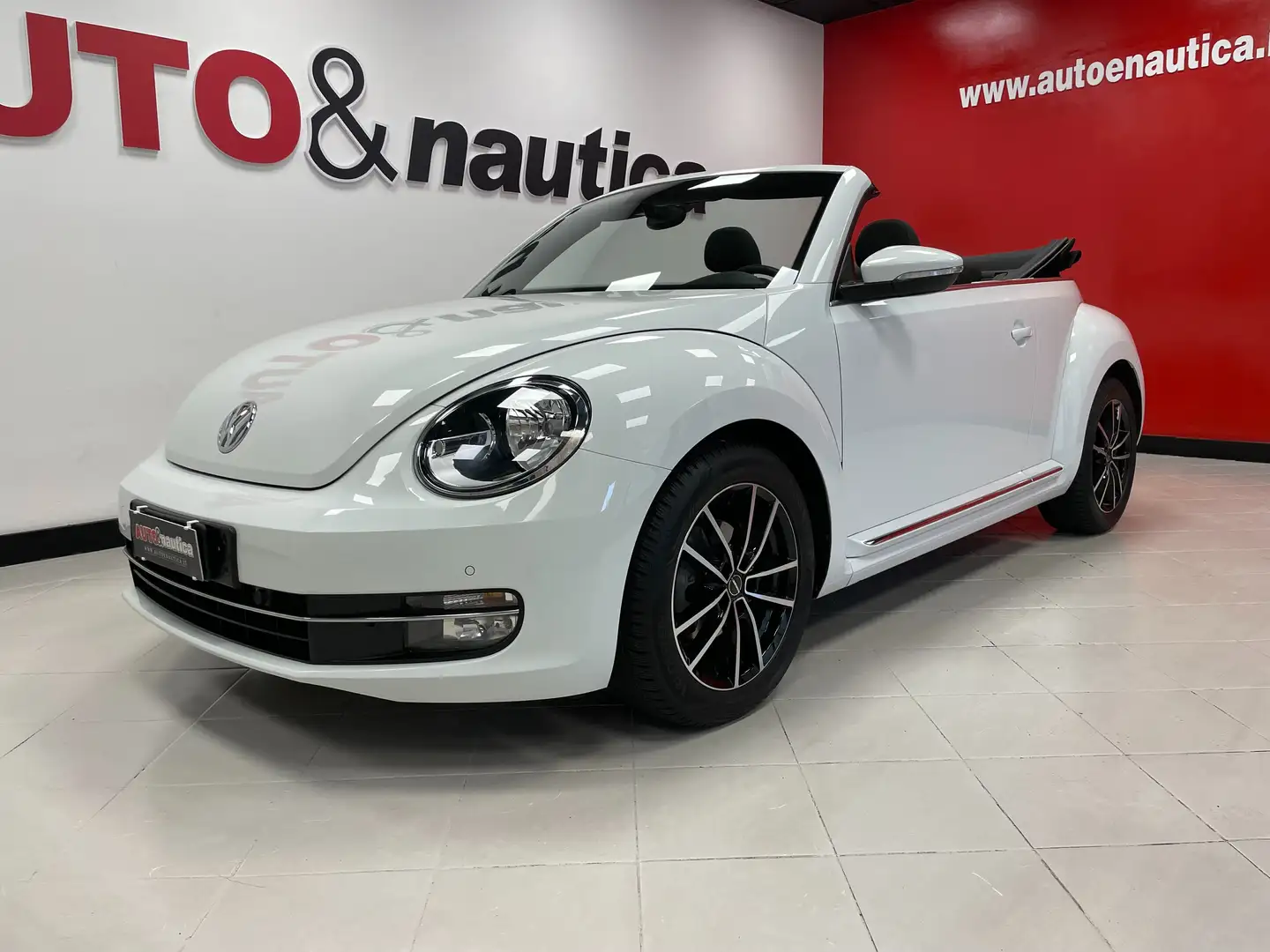 Volkswagen Maggiolino Cabrio 1.2 tsi bm Design Bianco - 1