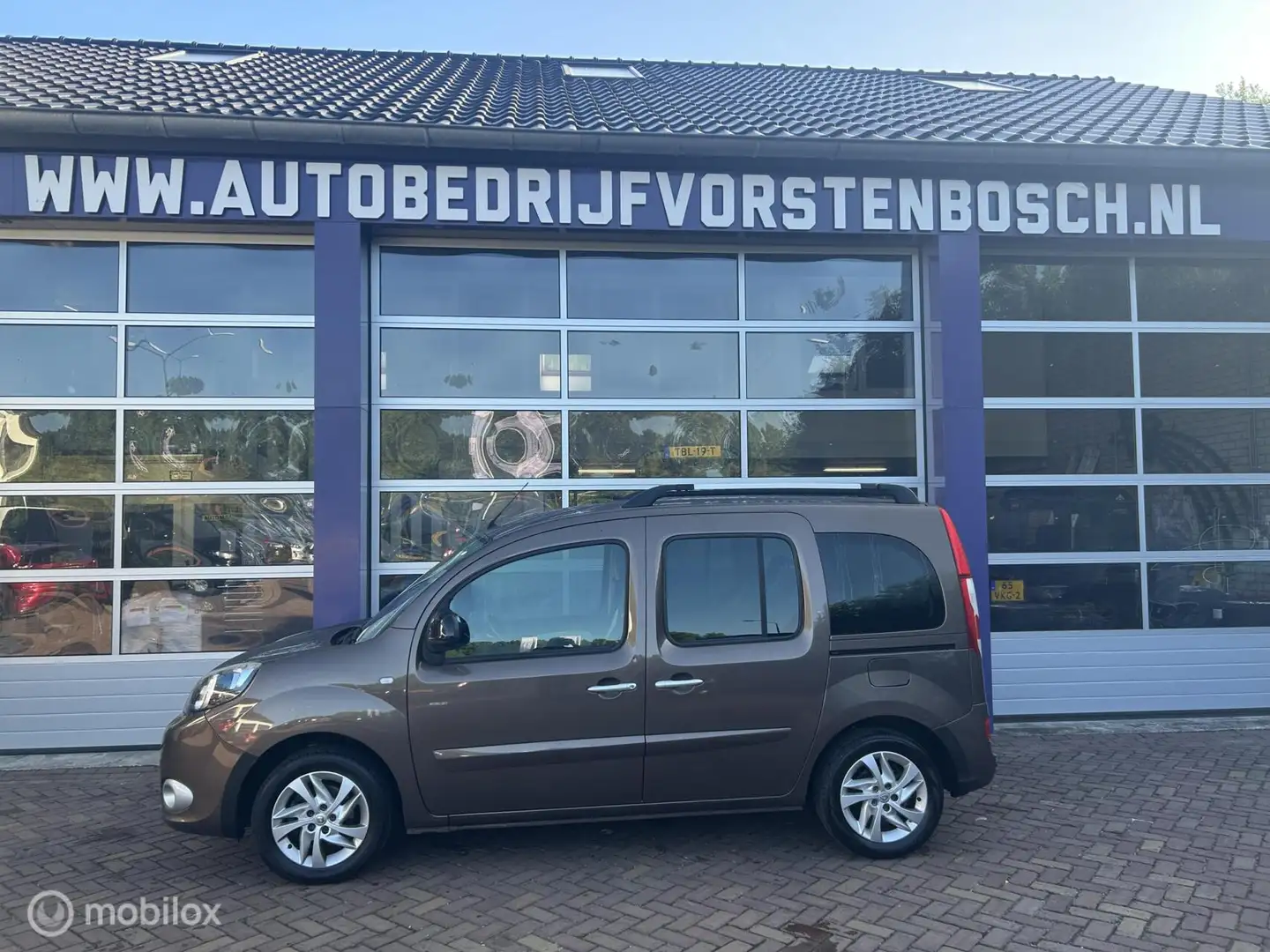 Renault Kangoo Family 1.2 TCe * ICONIC * AIRCO * TREKHAAK Brun - 2