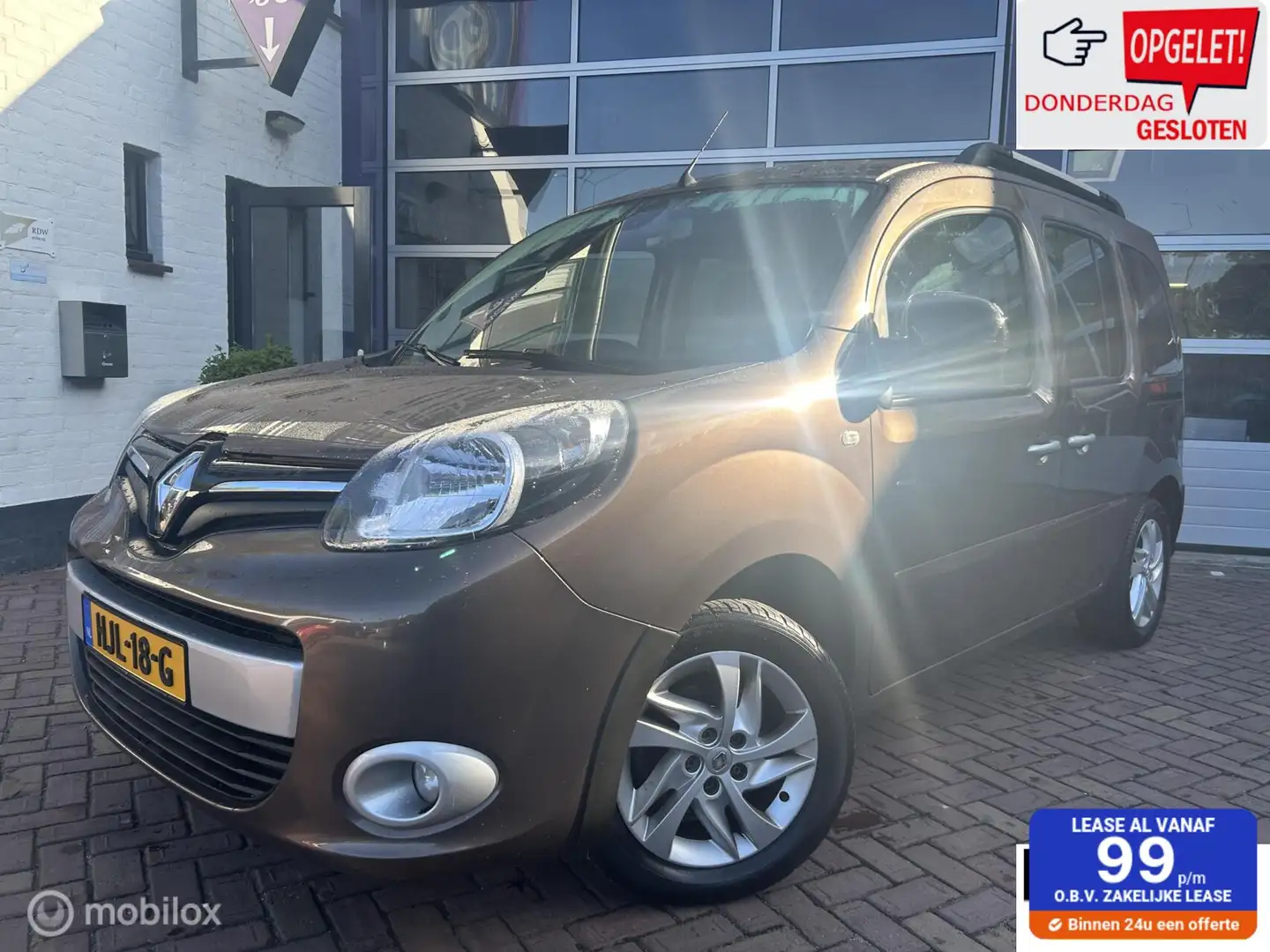Renault Kangoo Family 1.2 TCe * ICONIC * AIRCO * TREKHAAK Brun - 1