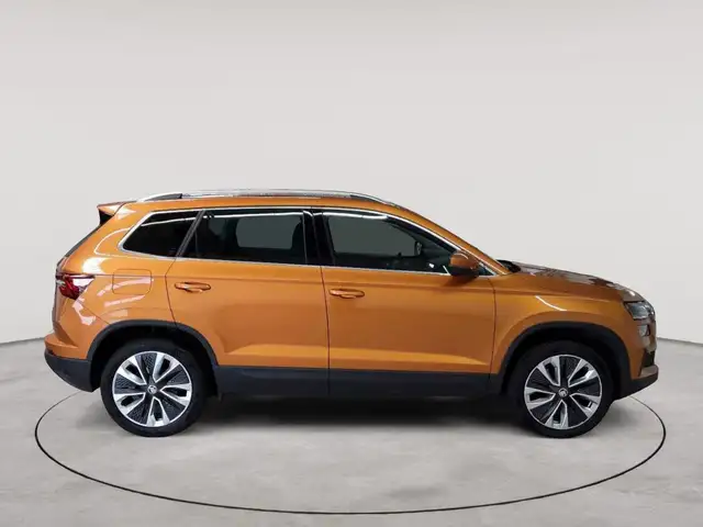 Skoda Karoq view 3