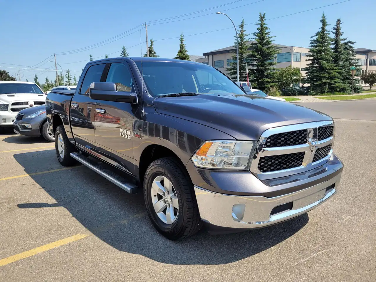 RAM 1500 снимка RAM 1500