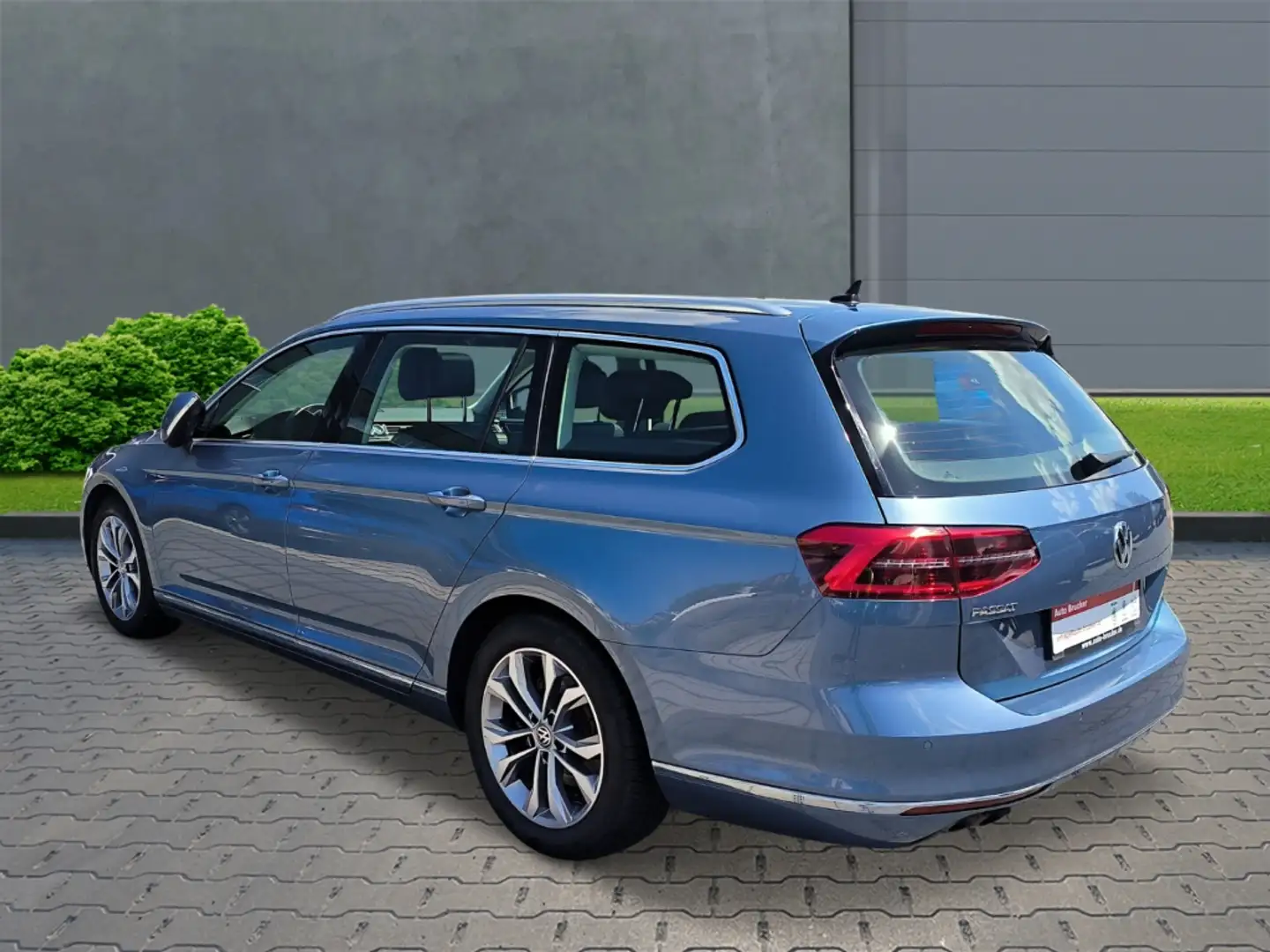 Volkswagen Passat Variant Highline 1.8 TSI  Klimaautomatik+Navi Blau - 2