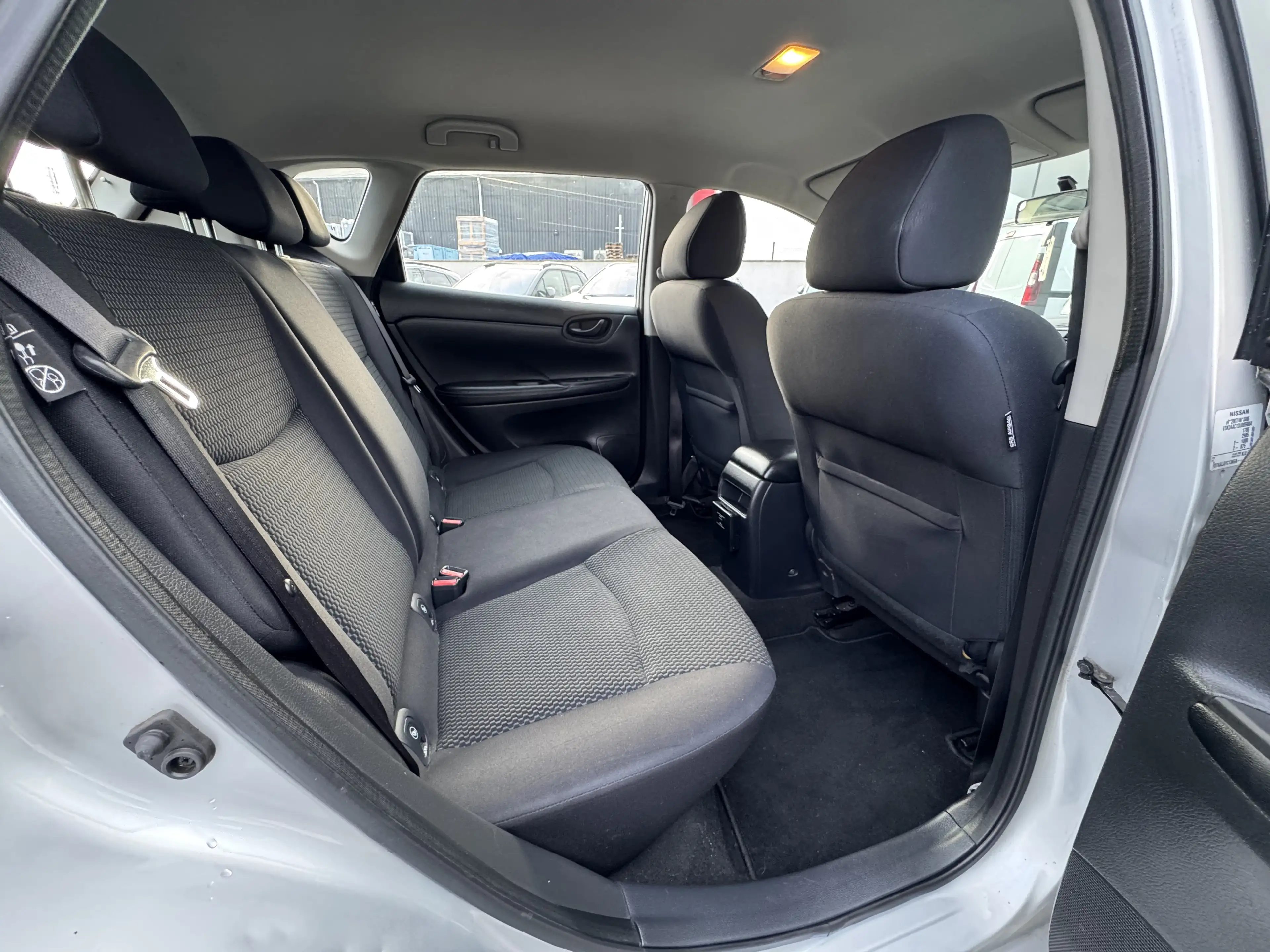 Nissan Pulsar 1.5 DCI / CLIMATISATION / JANTES/GARANTIE 12 MOIS — photo 9