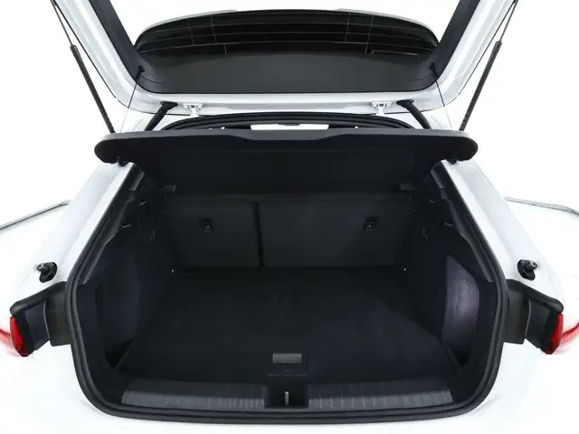 Audi A3 view 6