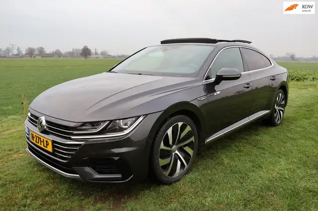 Volkswagen Arteon 1.5 TSI Business R-Line|Pano|IQ-Light|Keyless