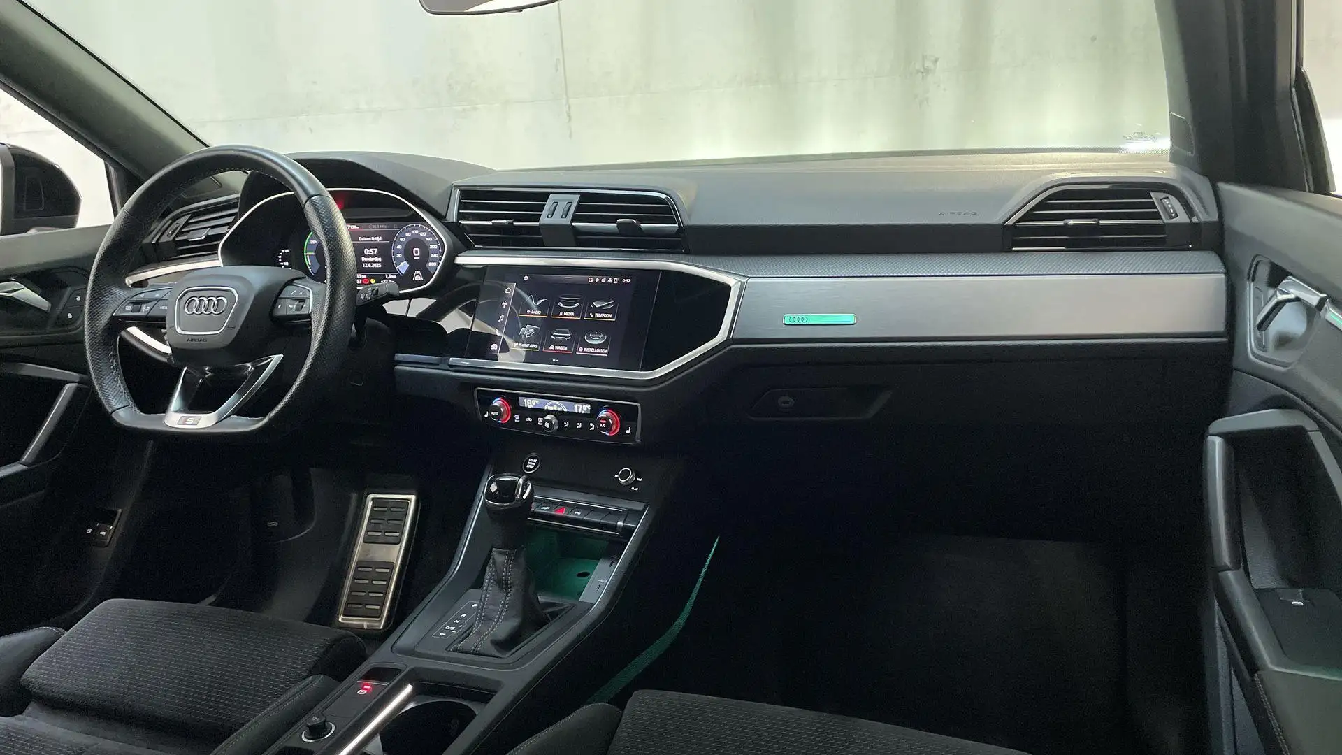 Audi Q3 Sportback 45 TFSI e S Edition Camera Virtual Cockp Gri - 2
