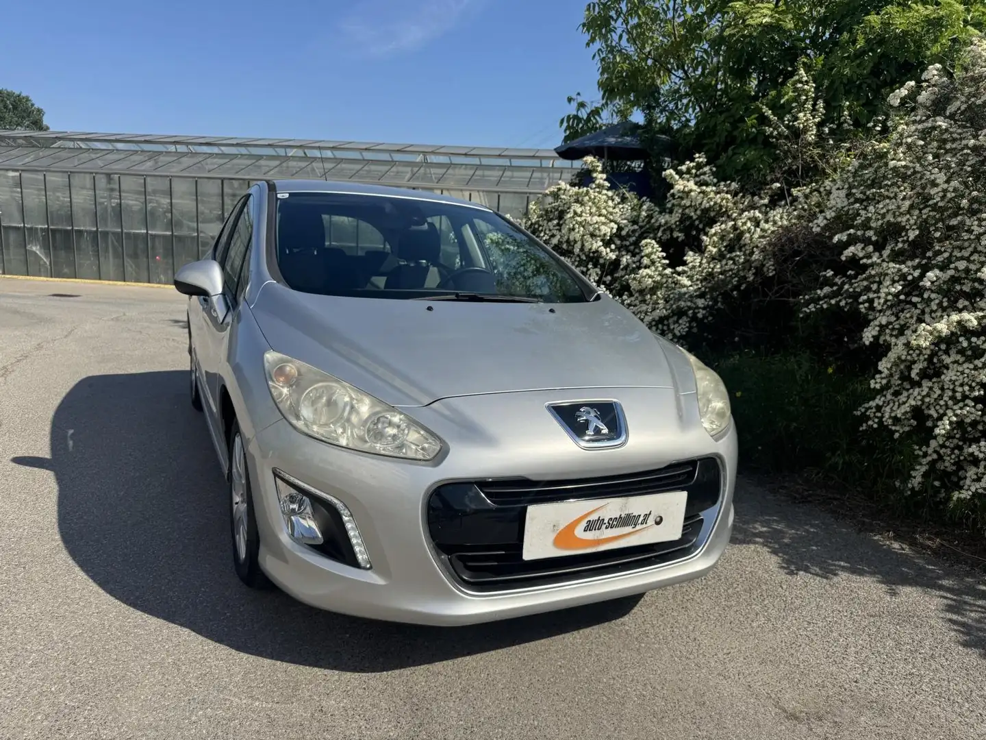 Peugeot 308 HDi115 Active Klima PDC Alu *servicegepflegt* Zilver - 1
