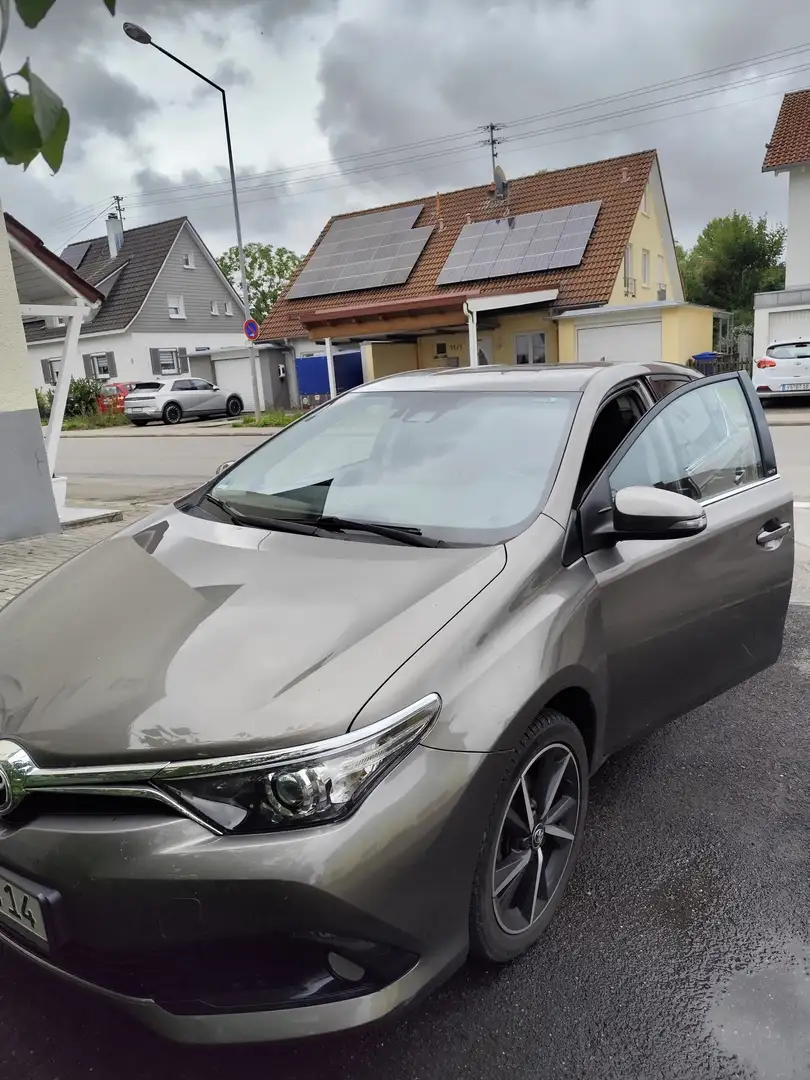 Toyota Auris 1.2 Turbo Touring Sports Edition S+ - 2