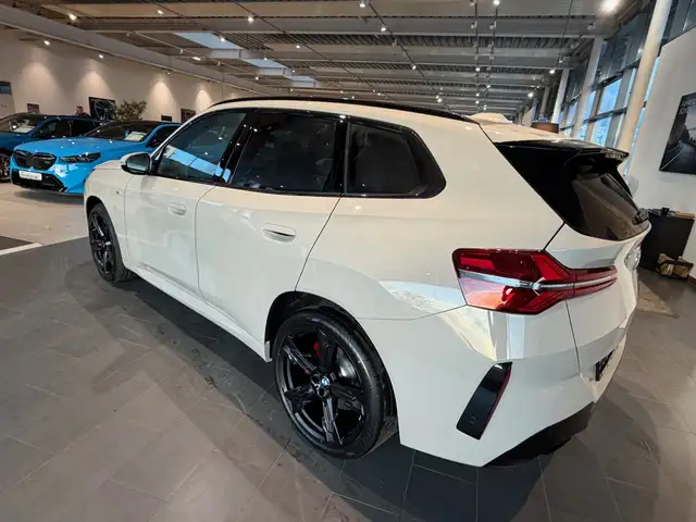 BMW X3 view 7