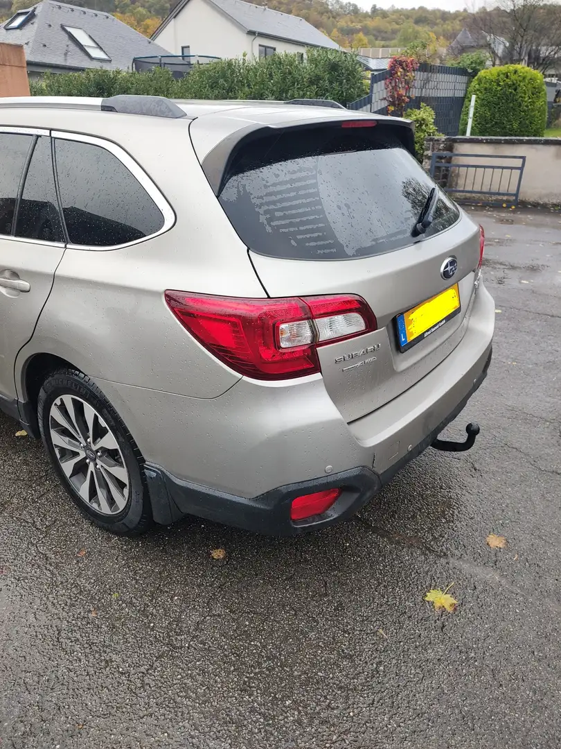Subaru OUTBACK 2.0D Lineartronic Active - 2