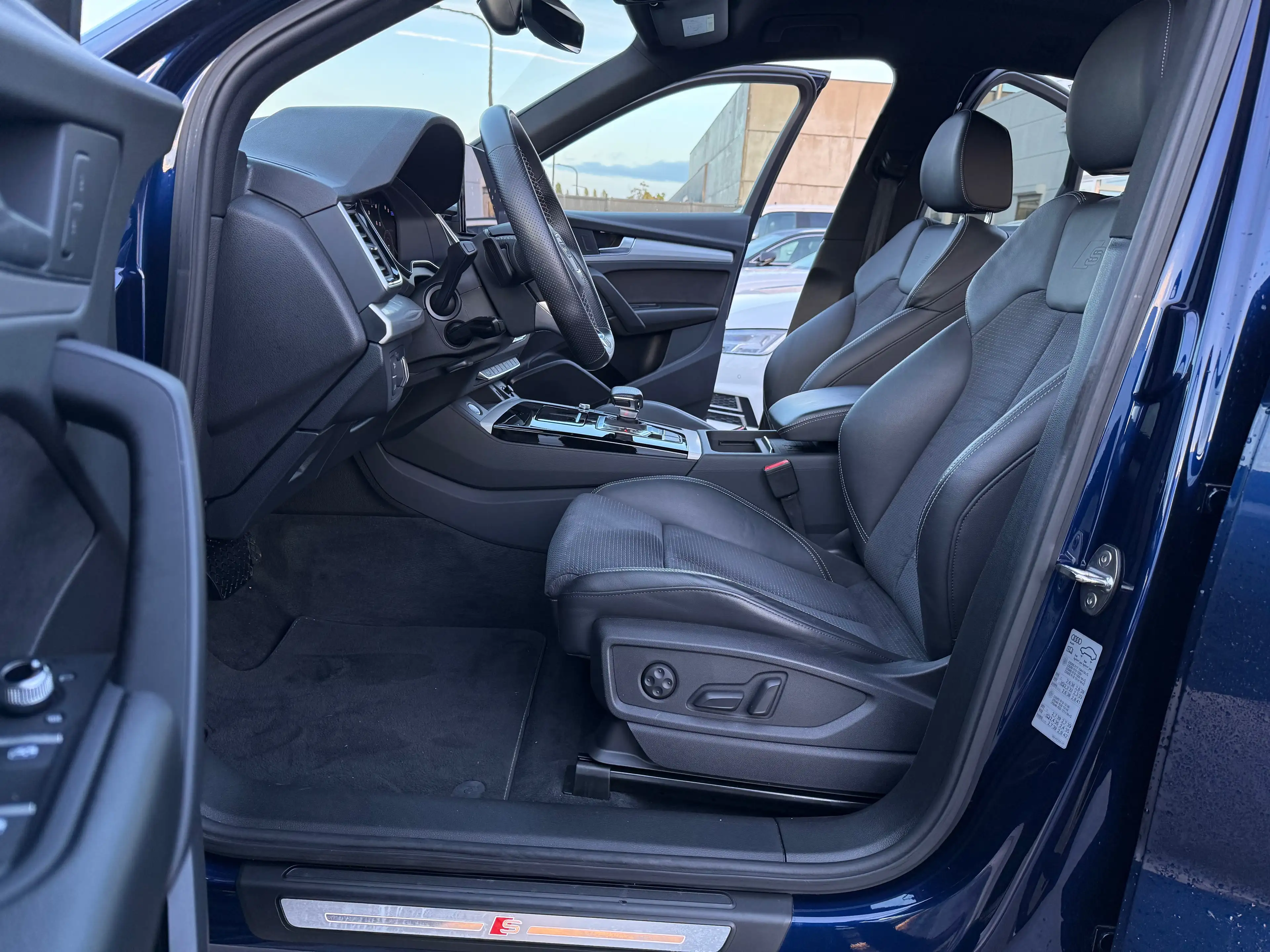 Audi Q5 SPORTBACK PHEV 50 TFSIe Quattro S line S tronic NAVIGATION CUIR CAMERA CARPLAY LED FULL OPTIONS — photo 9